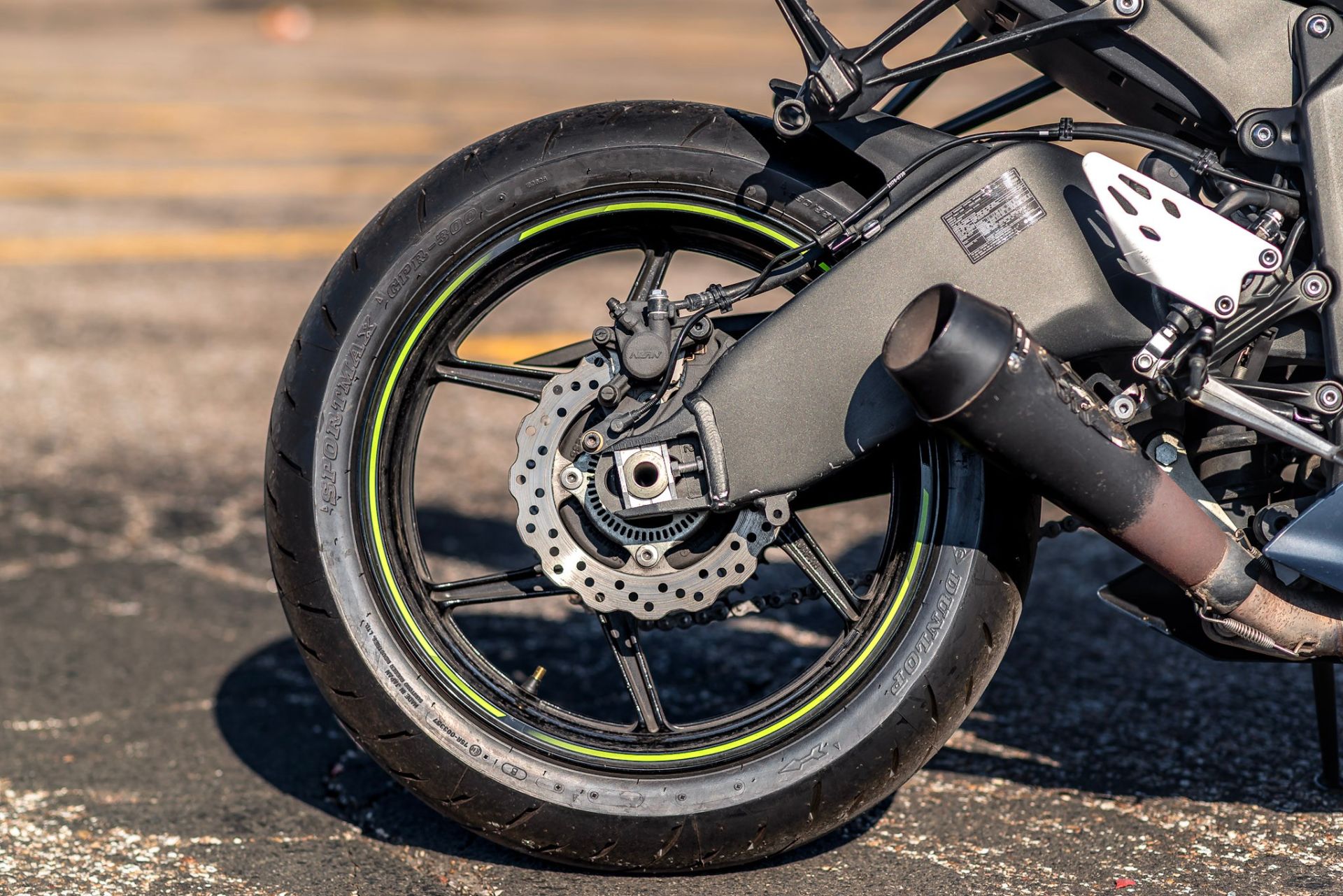 Used 2023 Kawasaki KAWASAKI NINJA ZX-6R Black & Blue