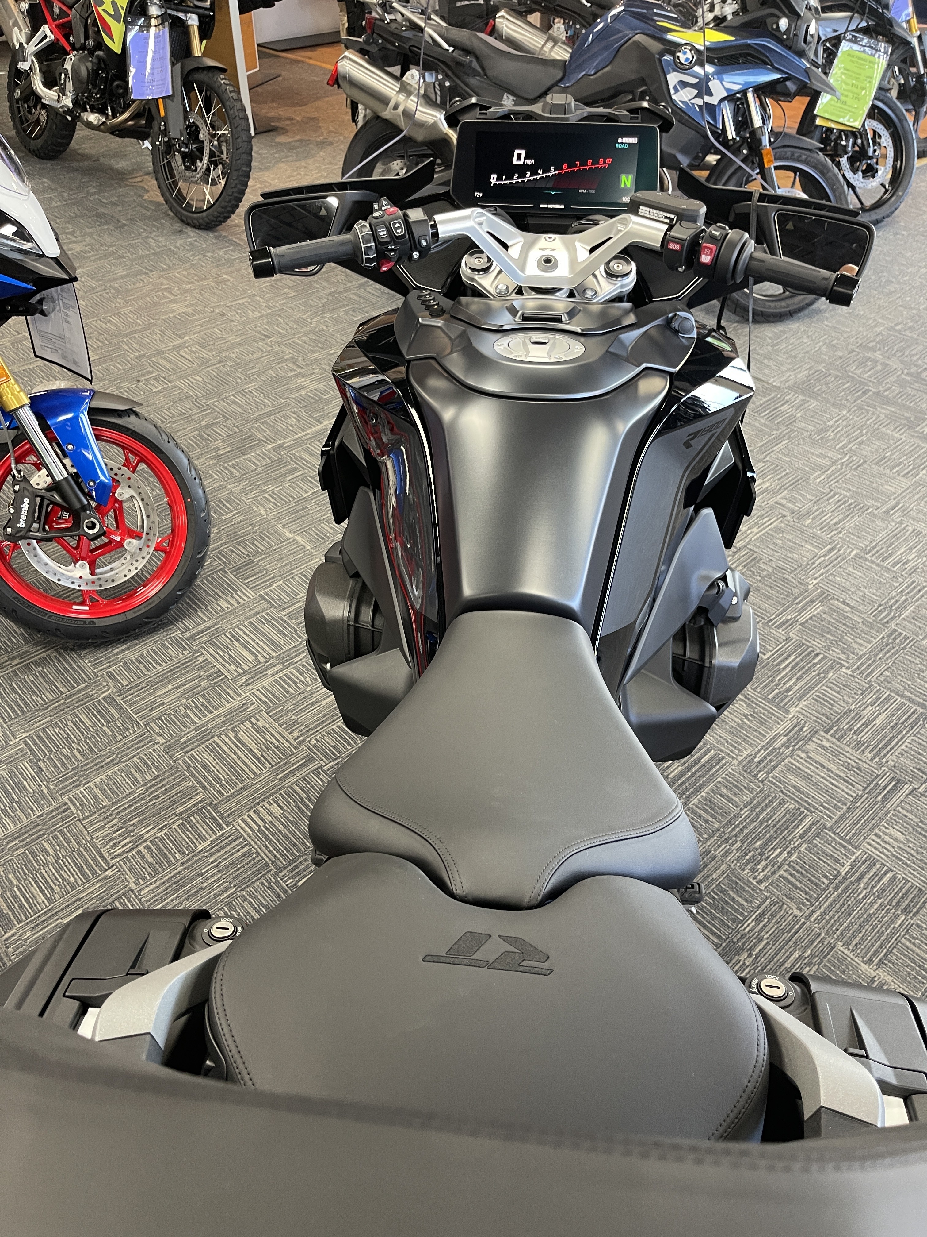 2026 BMW R 1300 RT 3