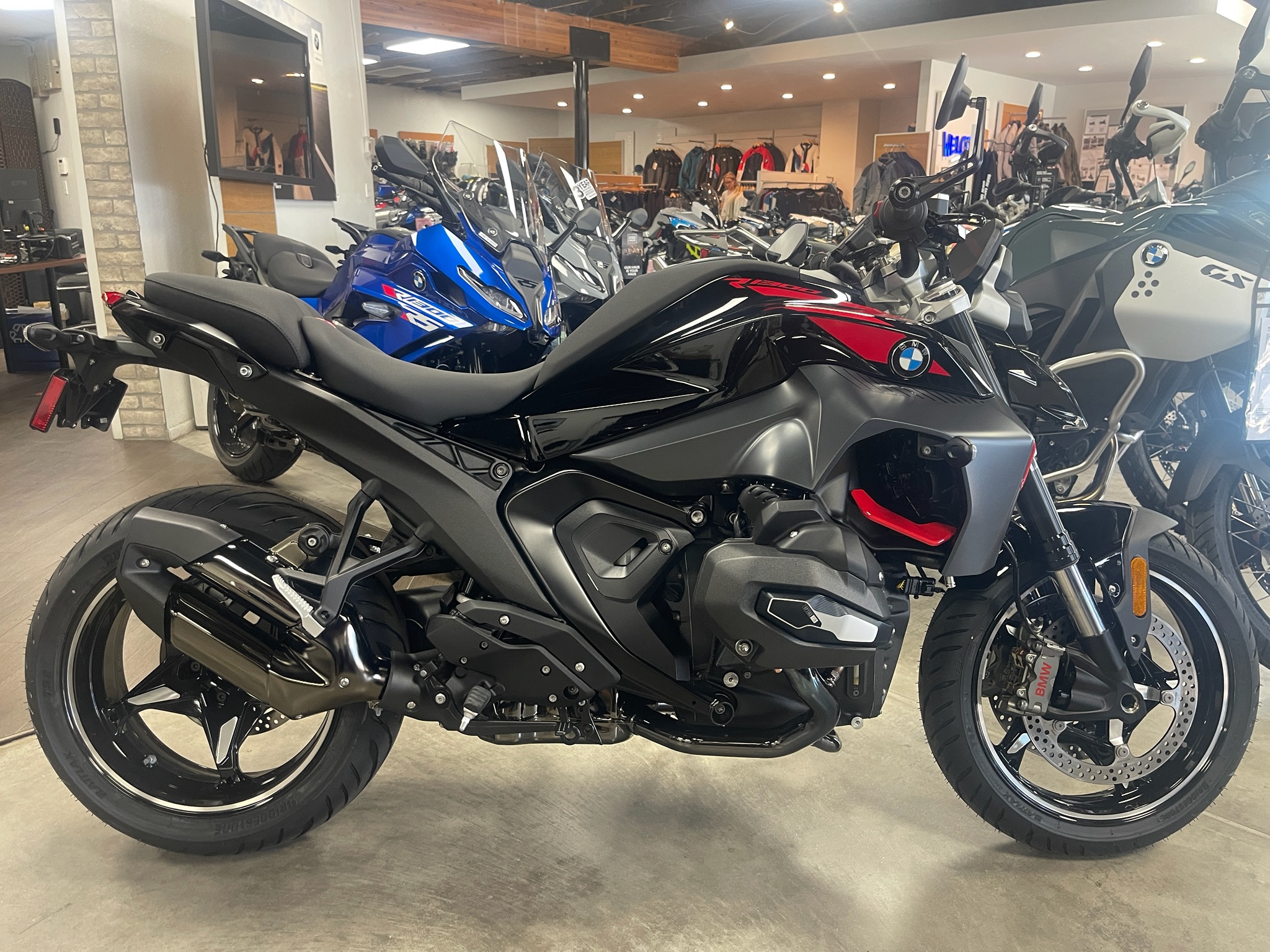2026 BMW R 1300 R 1