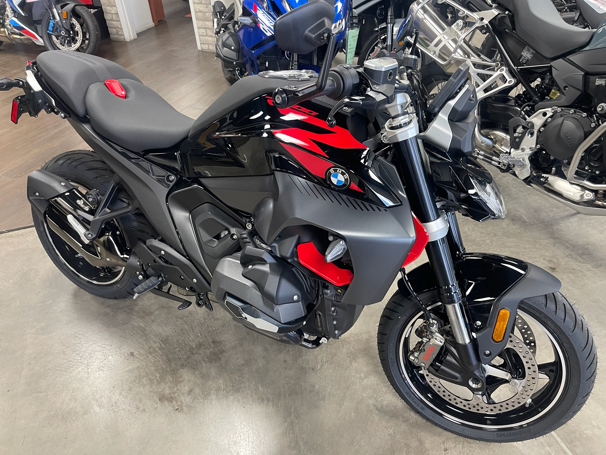 2026 BMW R 1300 R 2