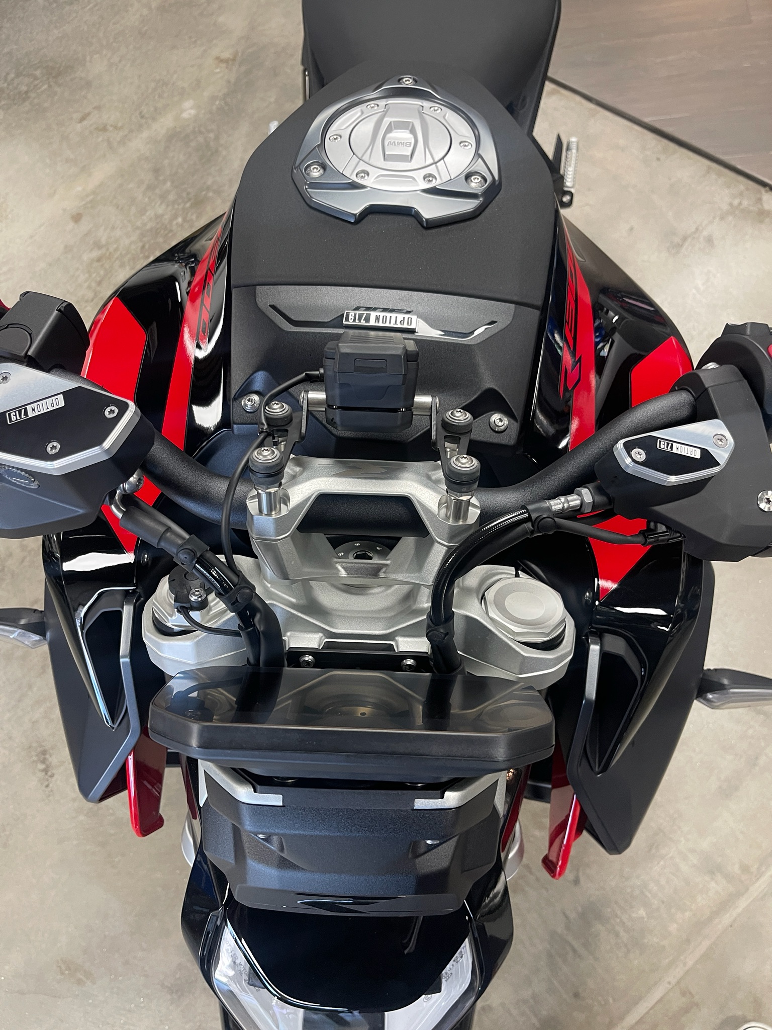 2026 BMW R 1300 R 5