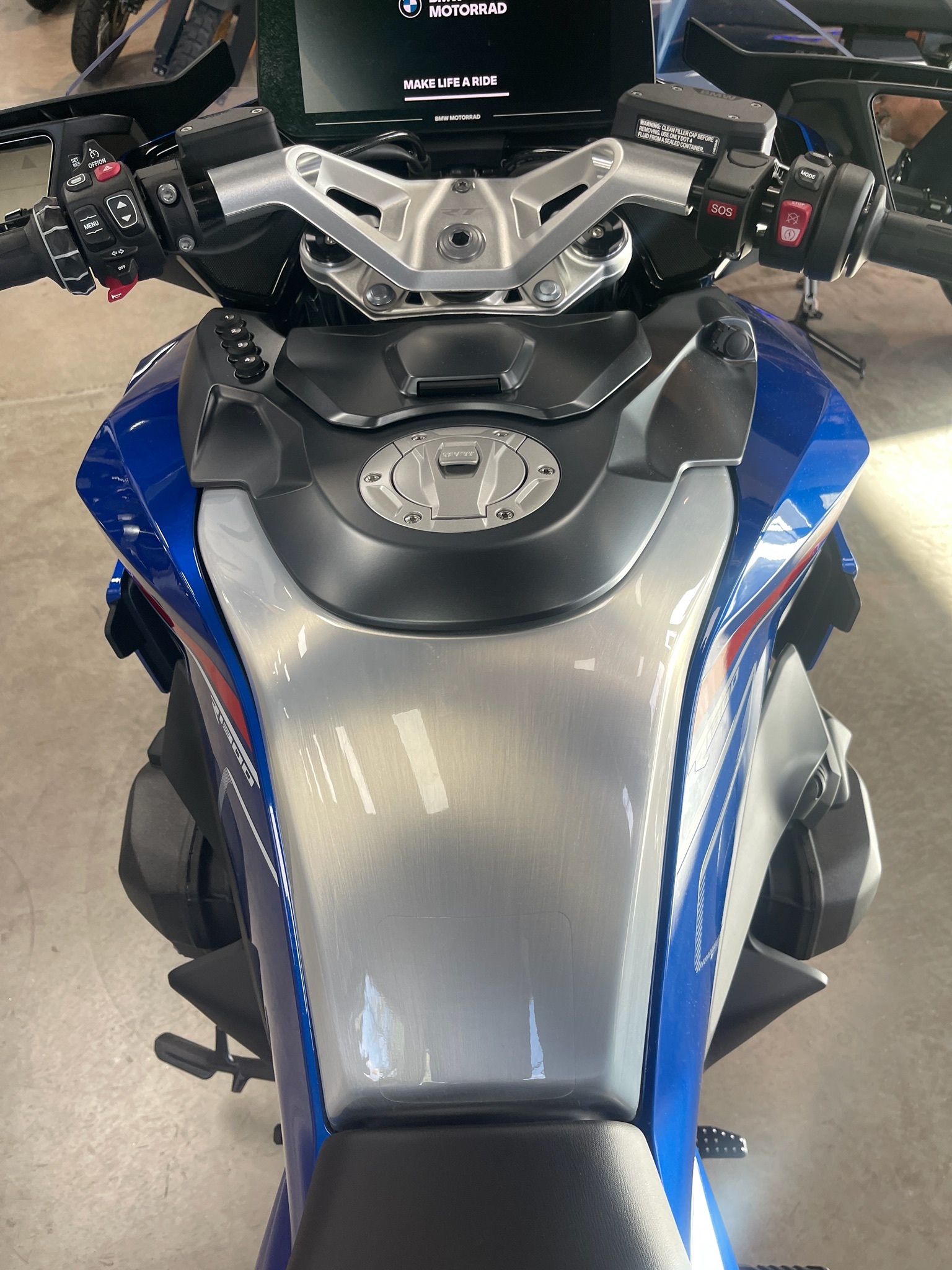 2026 BMW R 1300 RT 3