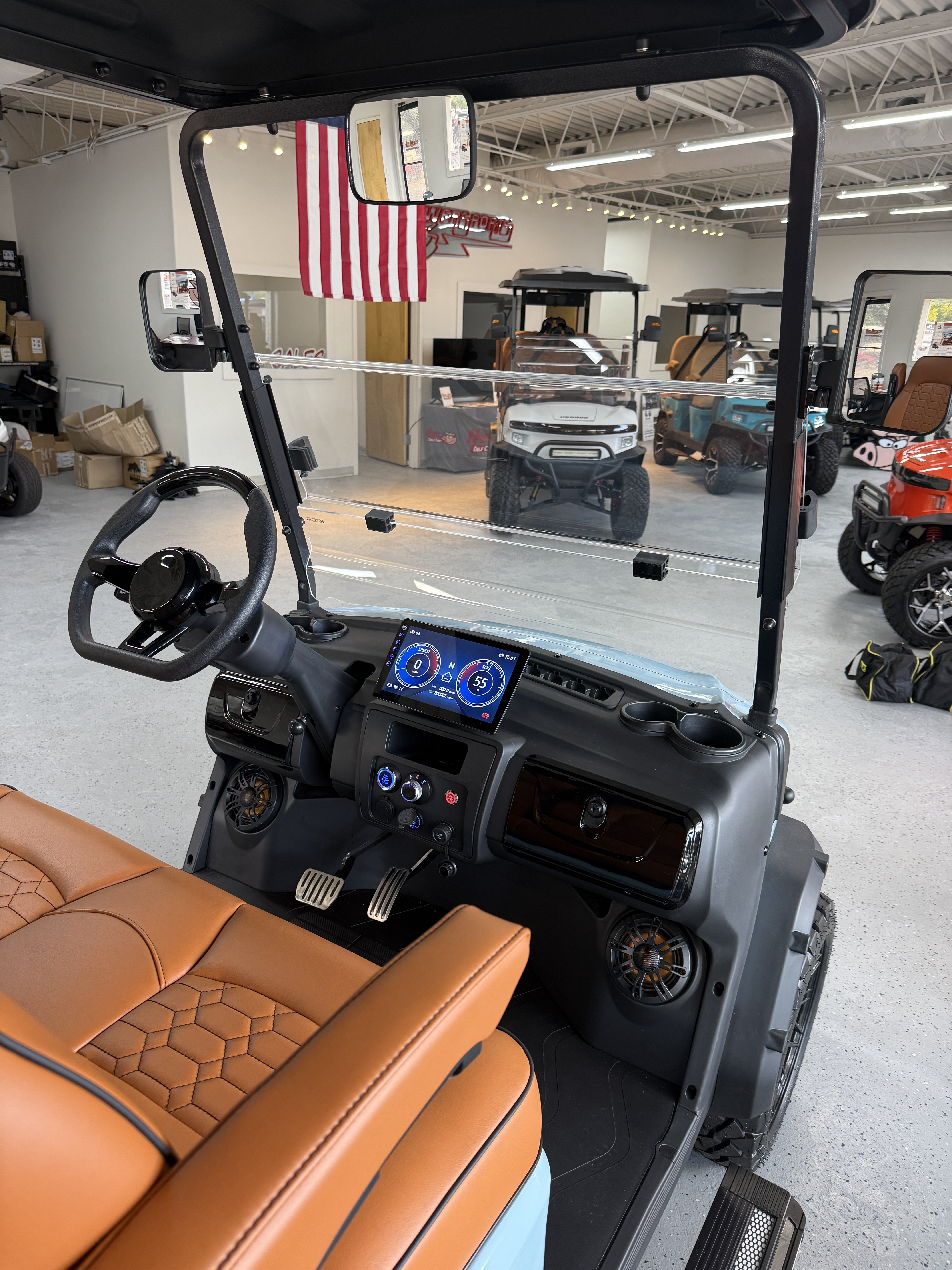 2025 4-Passenger Lithium Golf Cart photo 2