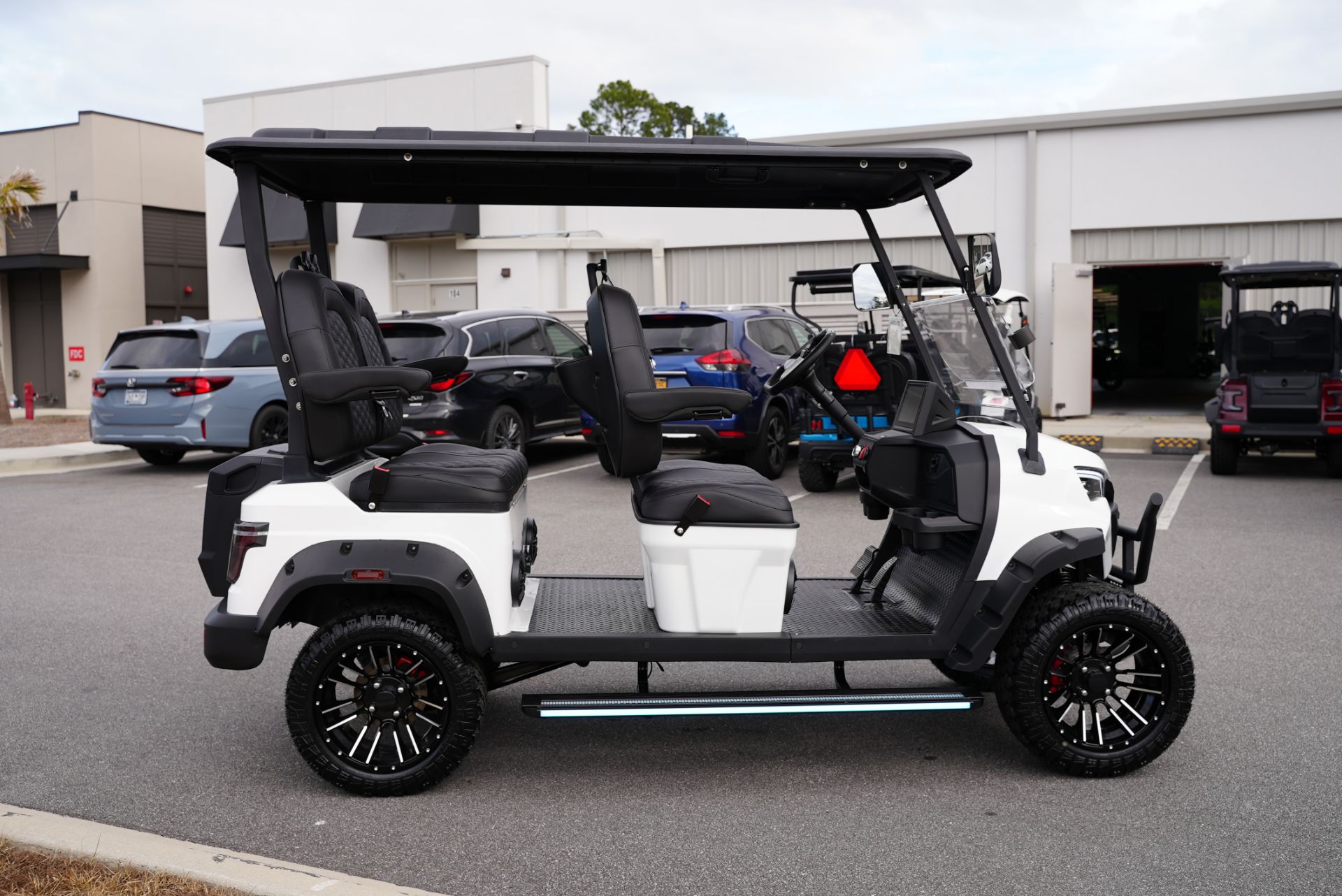 2025 Lithium Golf Cart photo 9