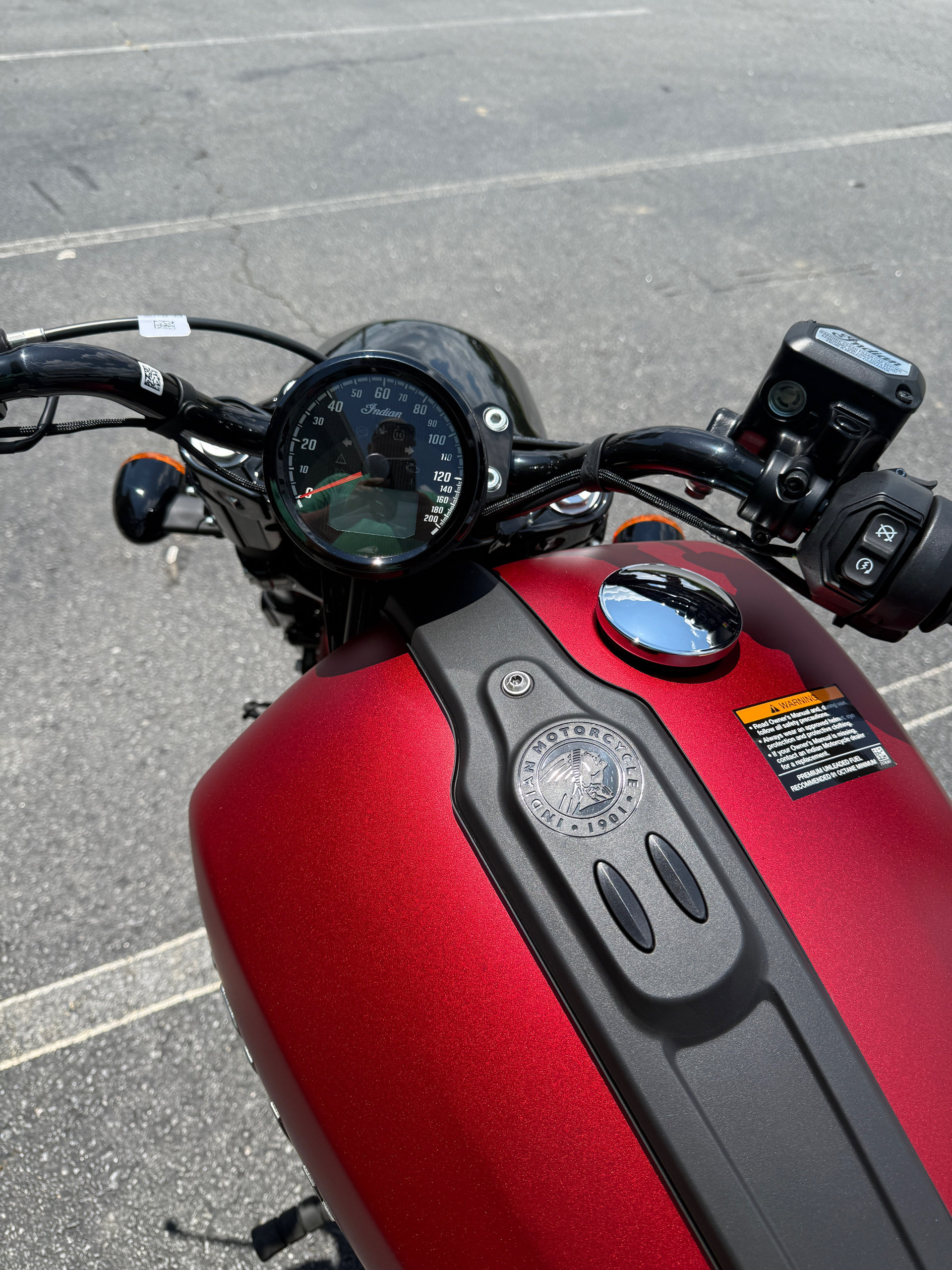 2025 Indian Motorcycle Scout® Bobber Limited in Jacksonville, Arkansas - Photo 6