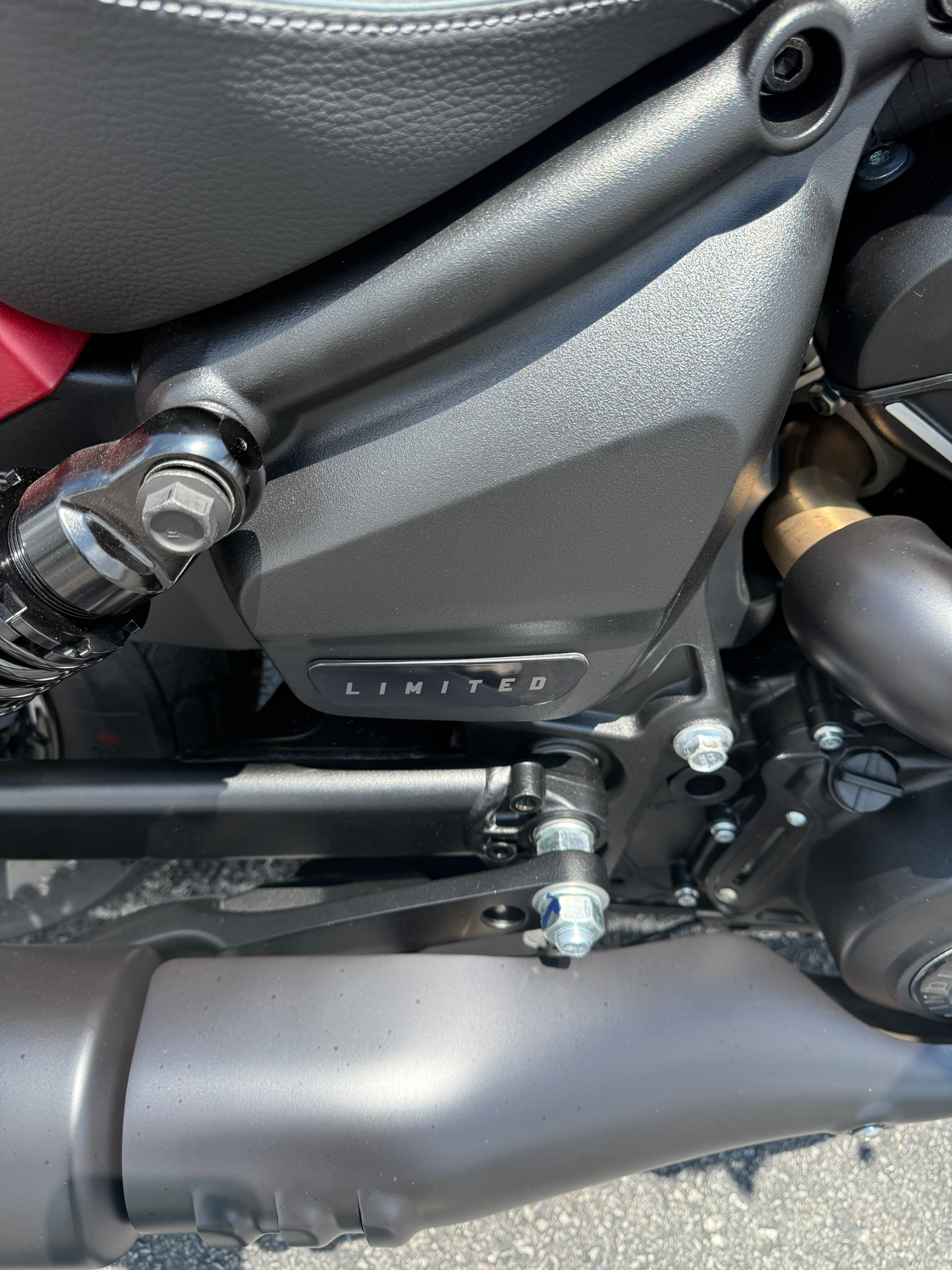 2025 Indian Motorcycle Scout® Bobber Limited in Jacksonville, Arkansas - Photo 8