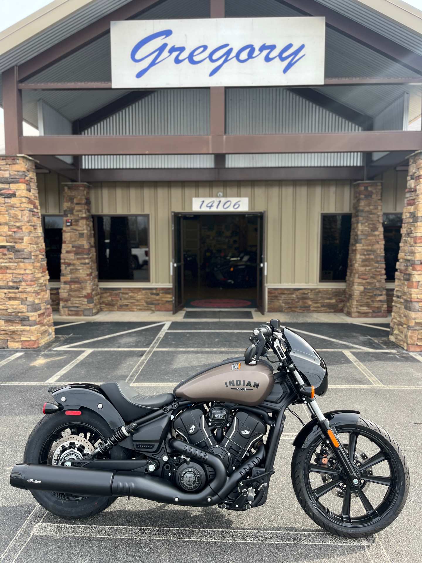 2025 Indian Motorcycle Sport Scout® Limited in Jacksonville, Arkansas - Photo 1