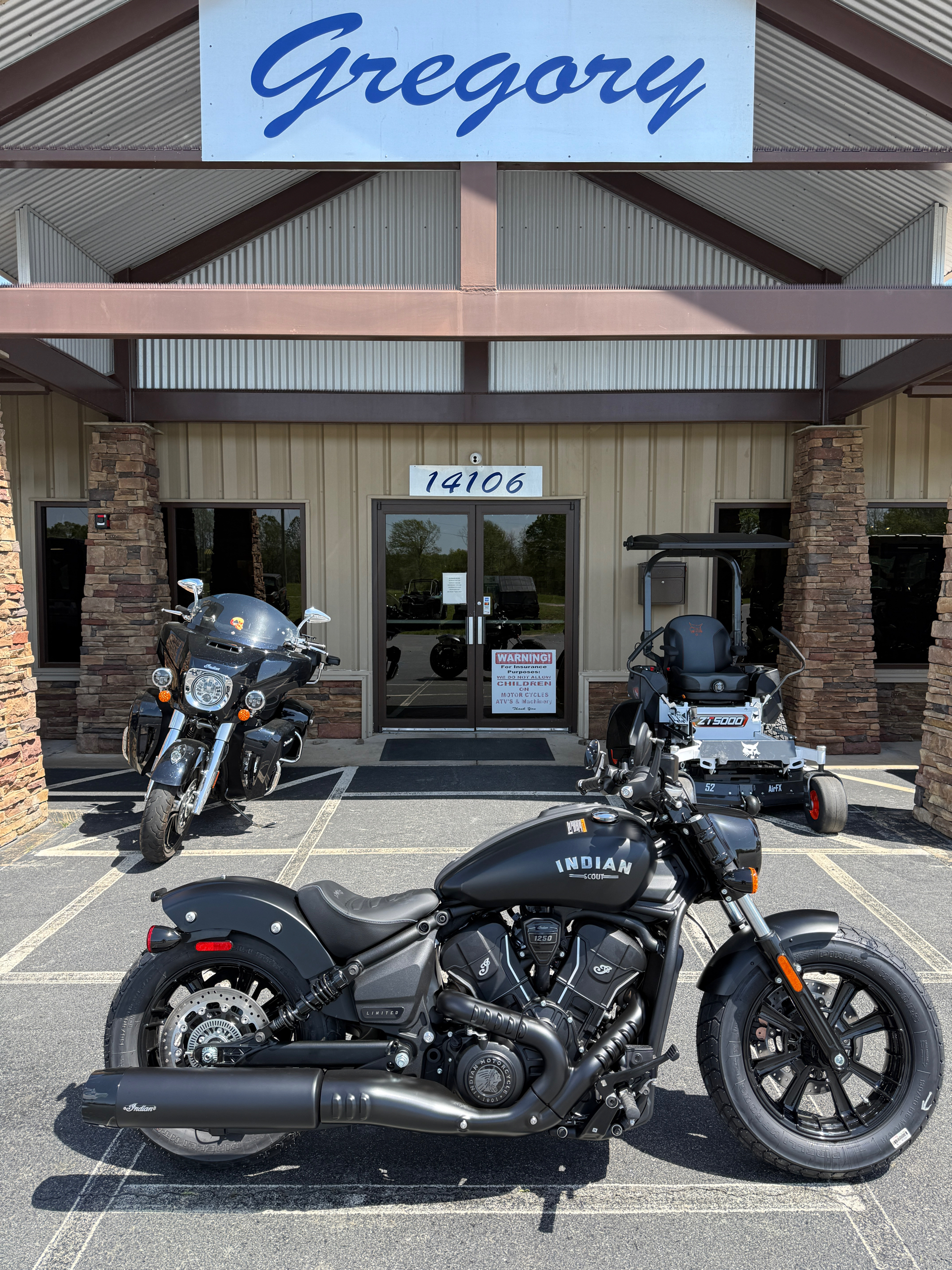 2025 Indian Motorcycle Scout® Bobber Limited in Jacksonville, Arkansas - Photo 1