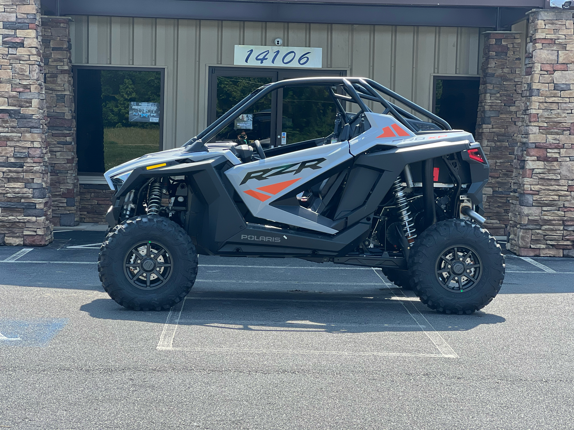 2024 Polaris RZR PRO XP Sport in Jacksonville, Arkansas - Photo 2