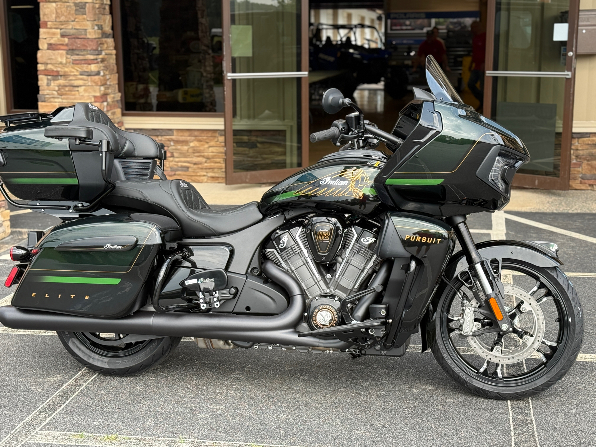 2025 Indian Motorcycle Pursuit® Elite in Jacksonville, Arkansas - Photo 2