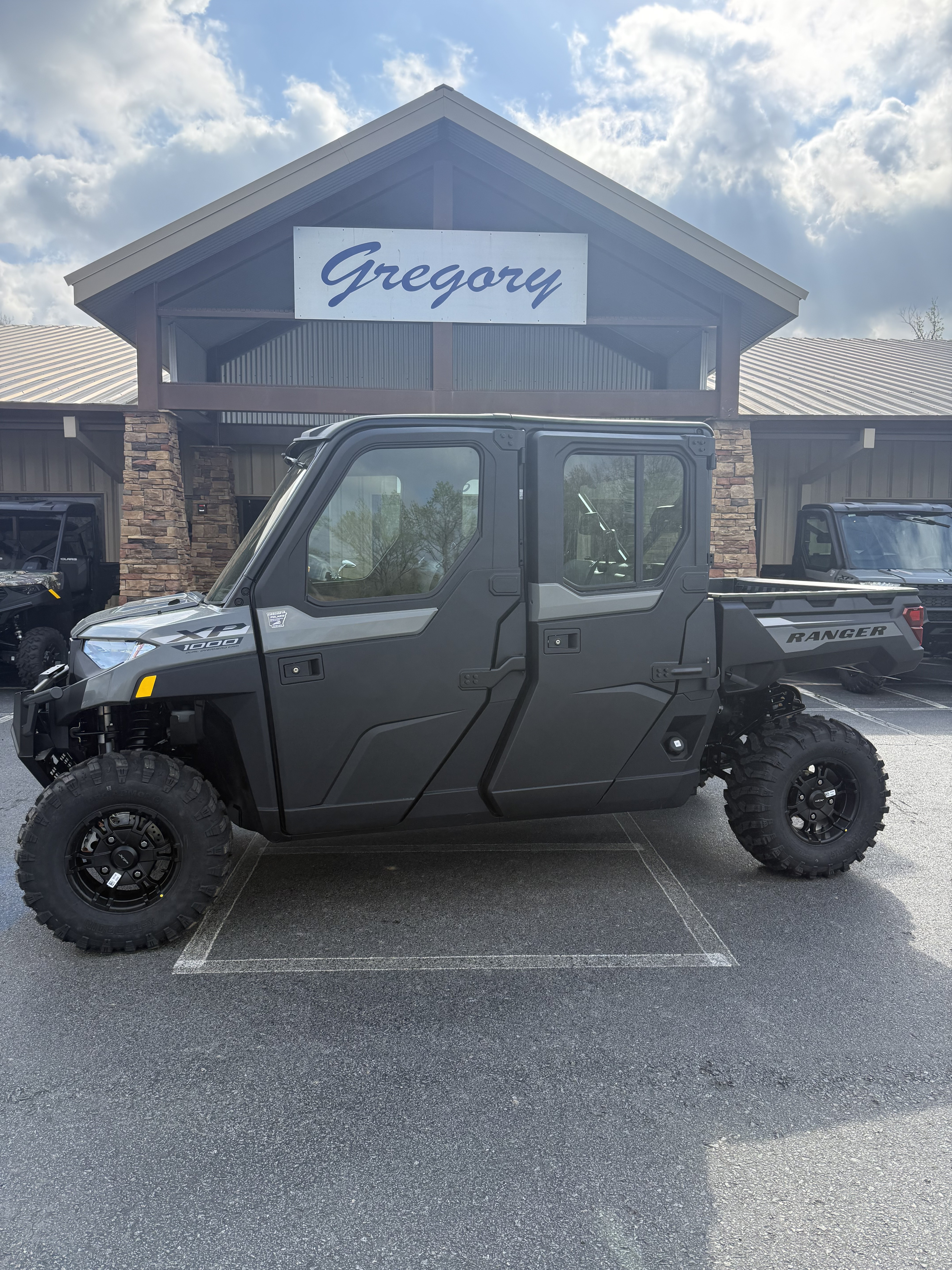 2027 Polaris Ranger Crew XP 1000 Cab in Jacksonville, Arkansas - Photo 1