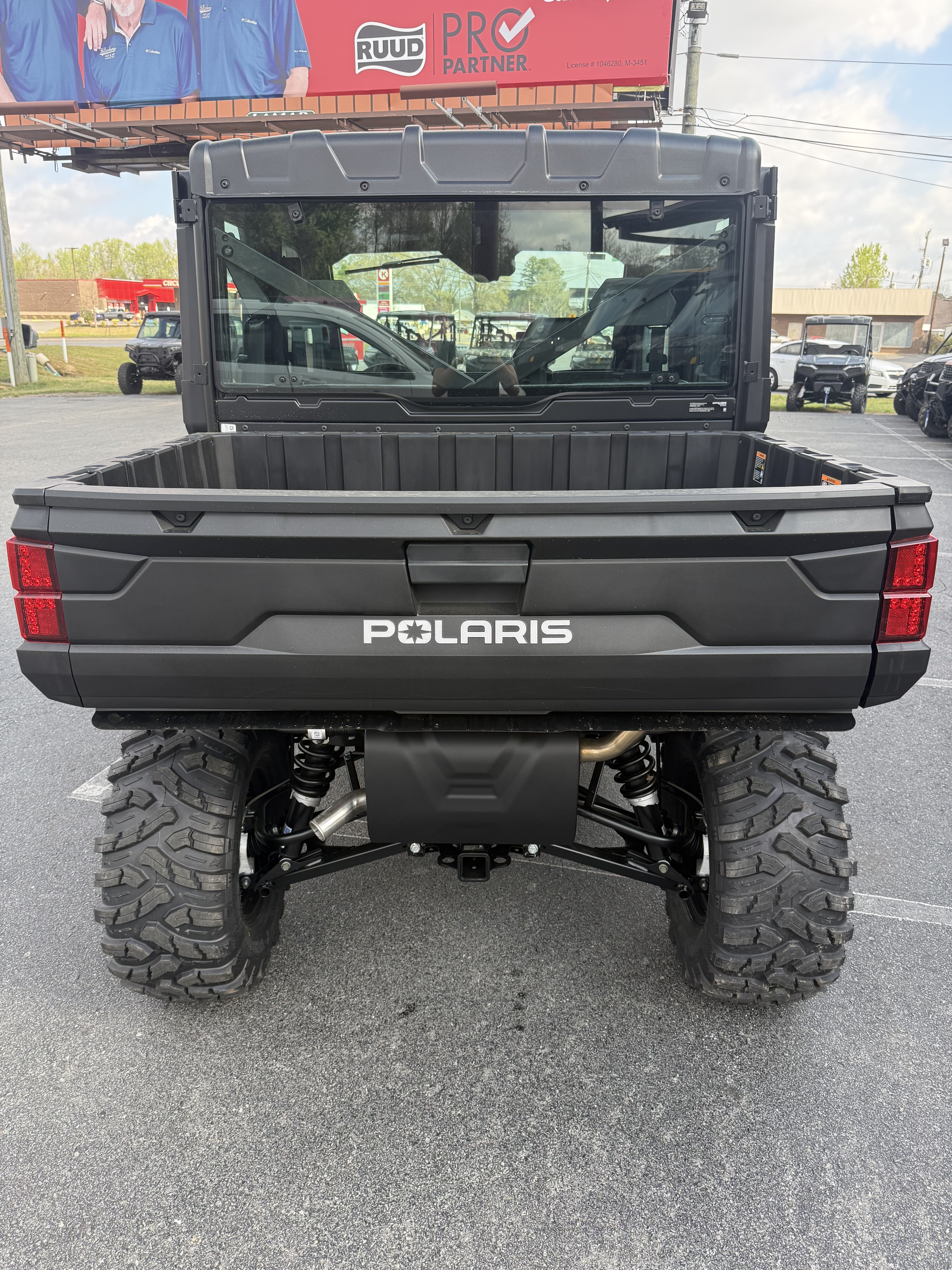 2027 Polaris Ranger Crew XP 1000 Cab in Jacksonville, Arkansas - Photo 3