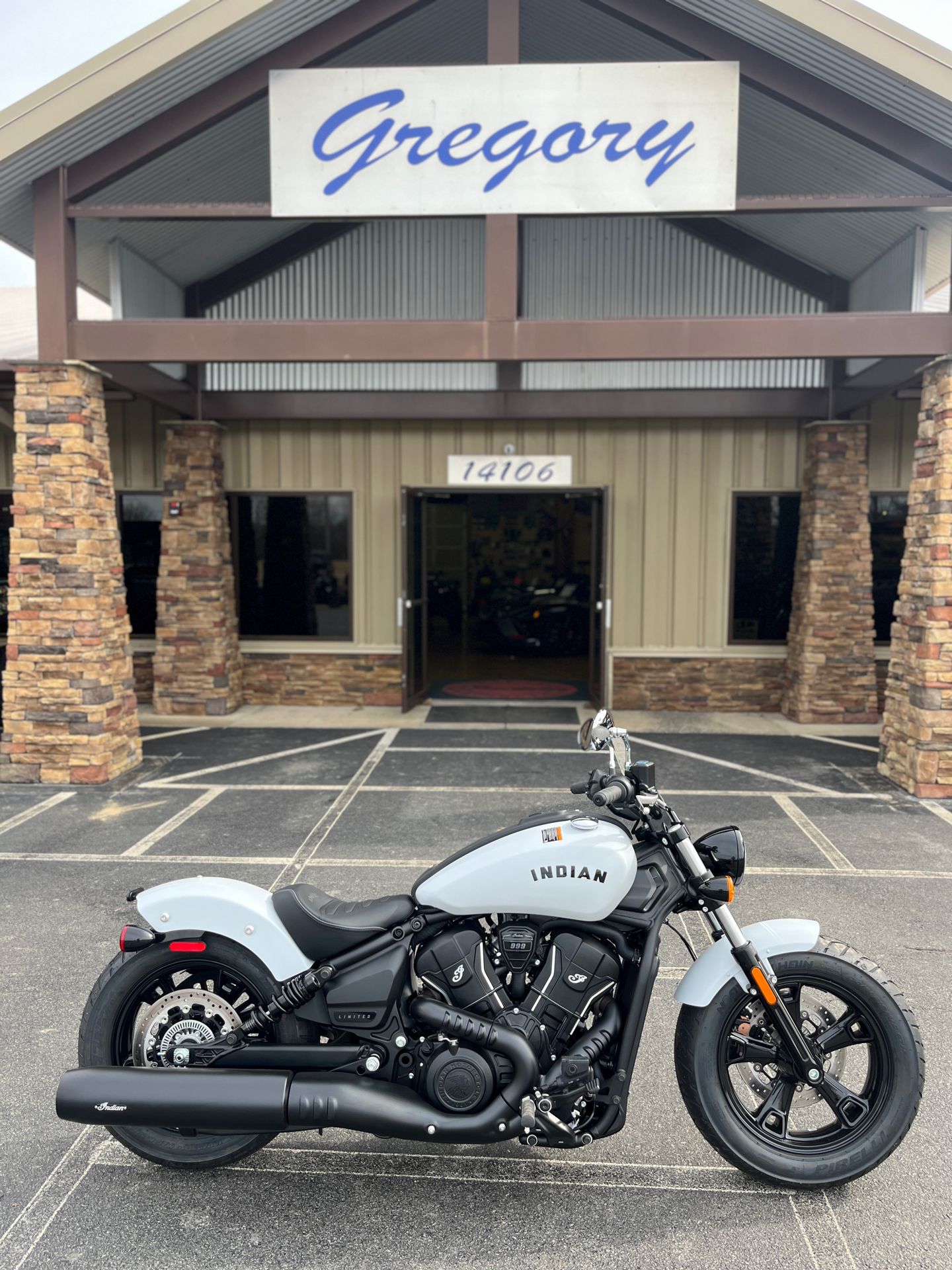 2025 Indian Motorcycle Scout® Sixty Bobber Limited in Jacksonville, Arkansas - Photo 1