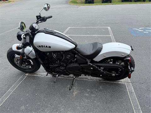 2025 Indian Motorcycle Scout® Sixty Bobber Limited in Jacksonville, Arkansas - Photo 6