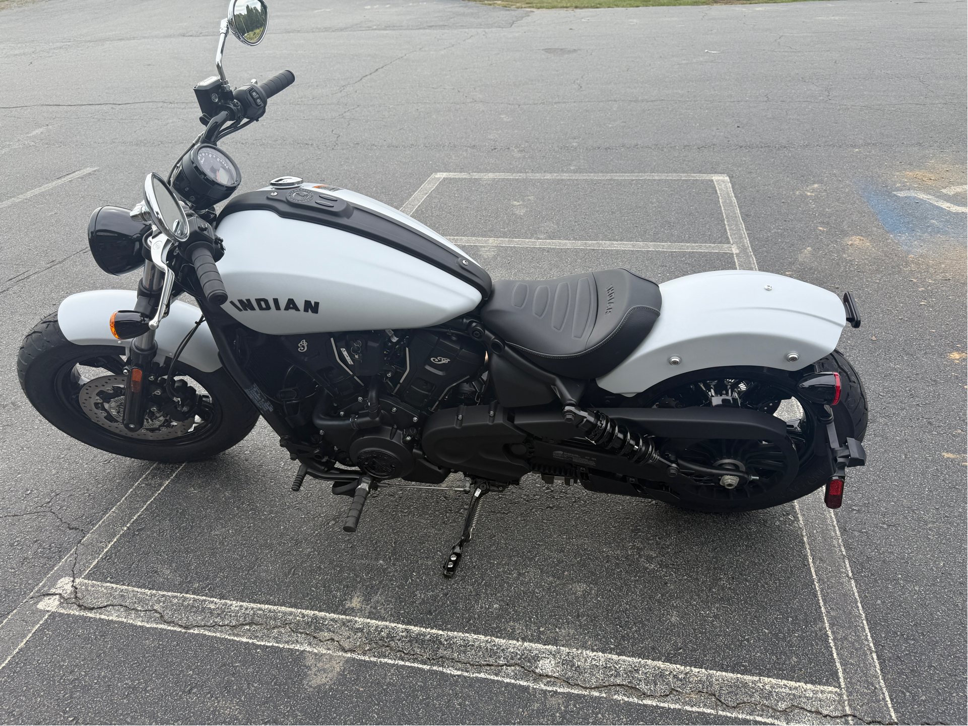 2025 Indian Motorcycle Scout® Sixty Bobber Limited in Jacksonville, Arkansas - Photo 5