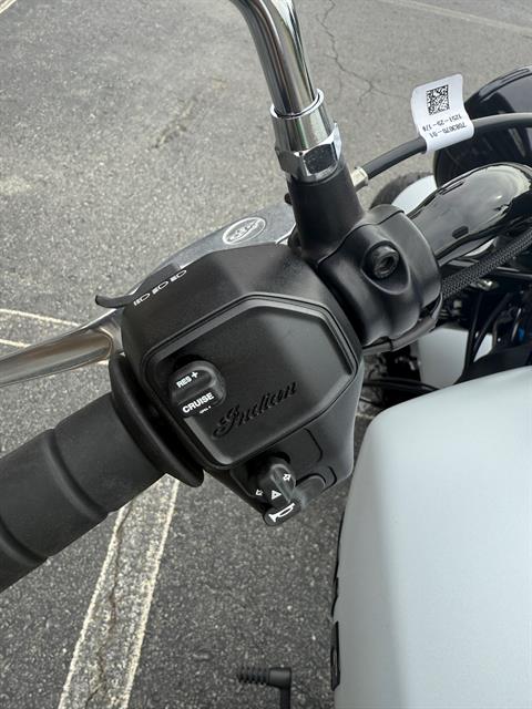 2025 Indian Motorcycle Scout® Sixty Bobber Limited in Jacksonville, Arkansas - Photo 6