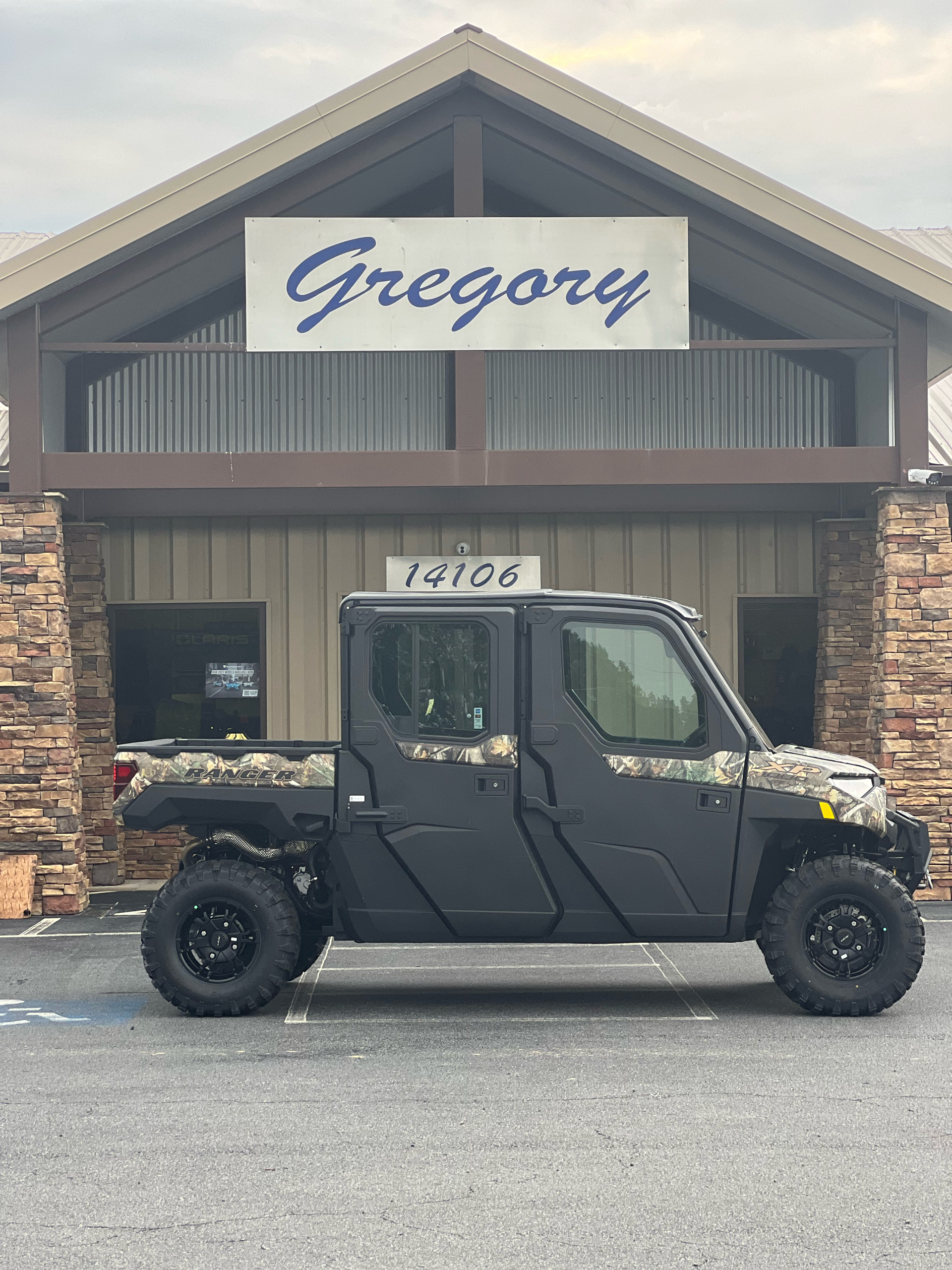 2025 Polaris Ranger Crew XP 1000 NorthStar Edition Ultimate in Jacksonville, Arkansas - Photo 1