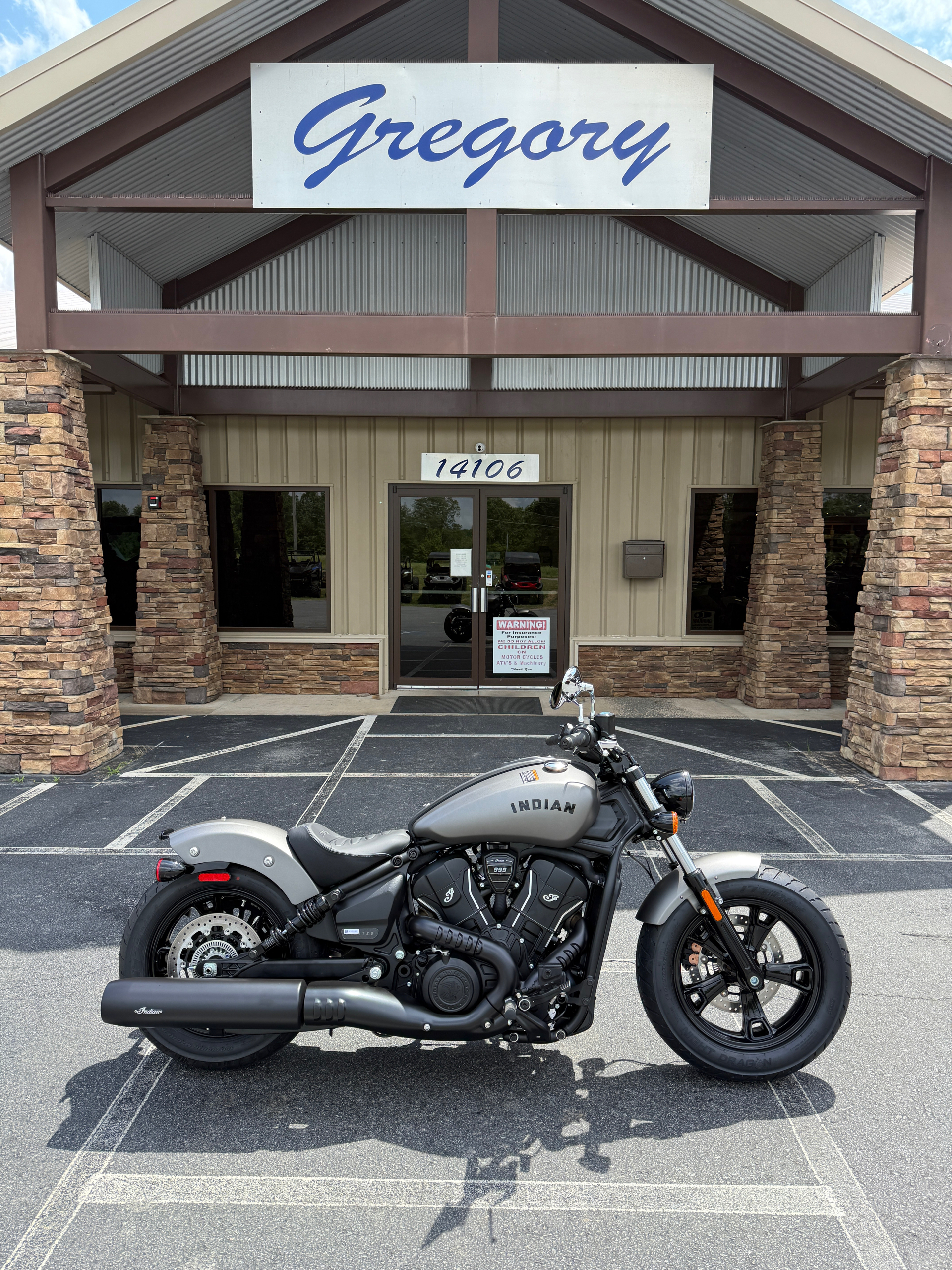 2025 Indian Motorcycle Scout® Sixty Bobber Limited in Jacksonville, Arkansas - Photo 1