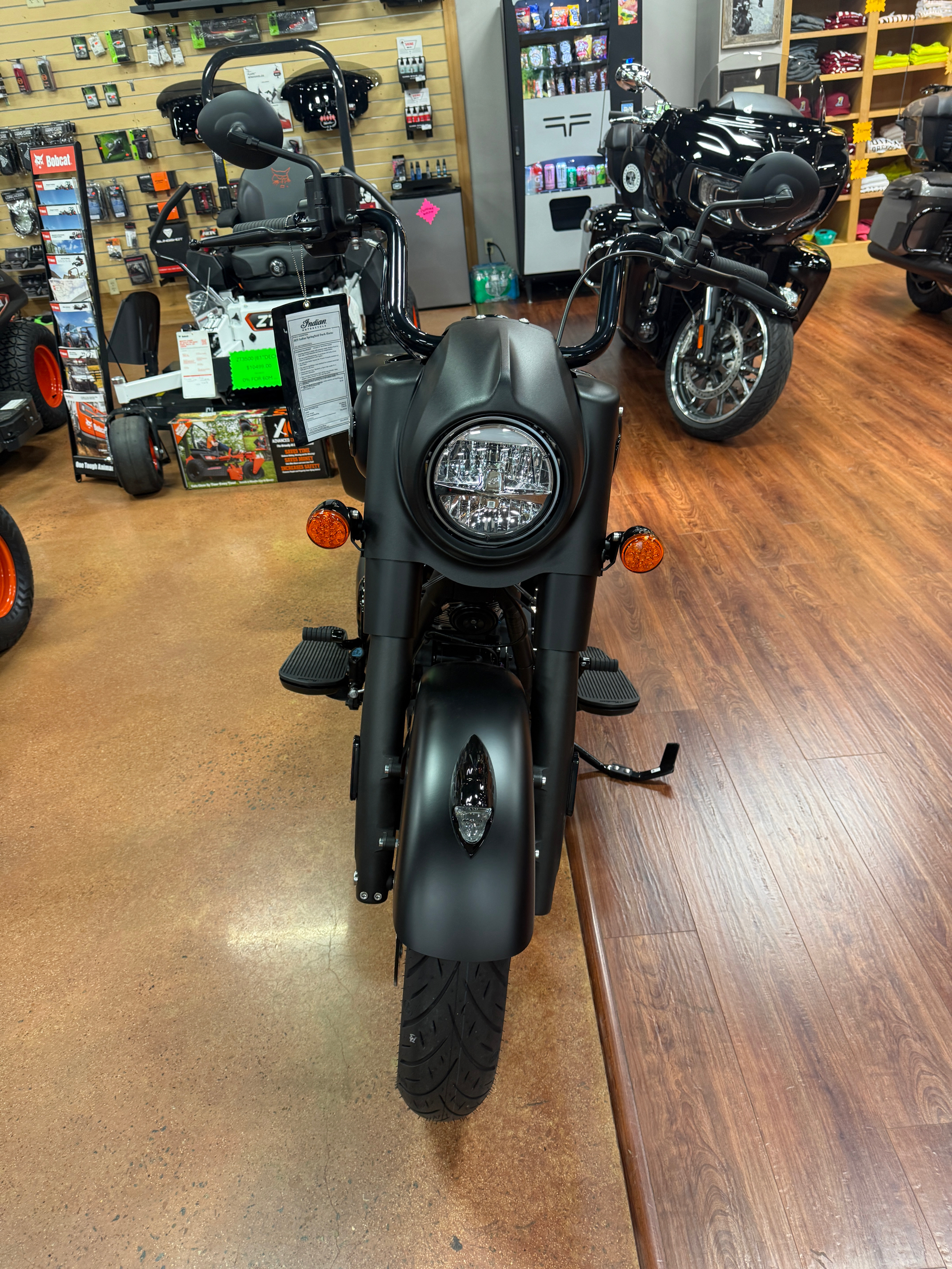 2025 Indian Motorcycle Springfield® Dark Horse® in Jacksonville, Arkansas - Photo 2