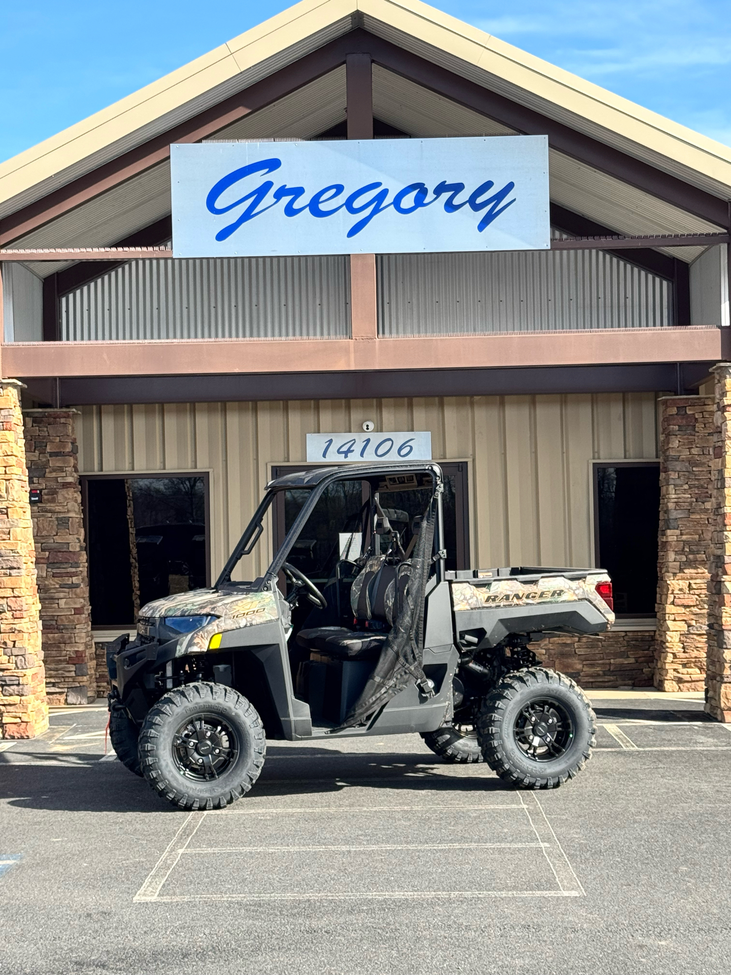 2025 Polaris Ranger XP 1000 Premium in Jacksonville, Arkansas - Photo 1