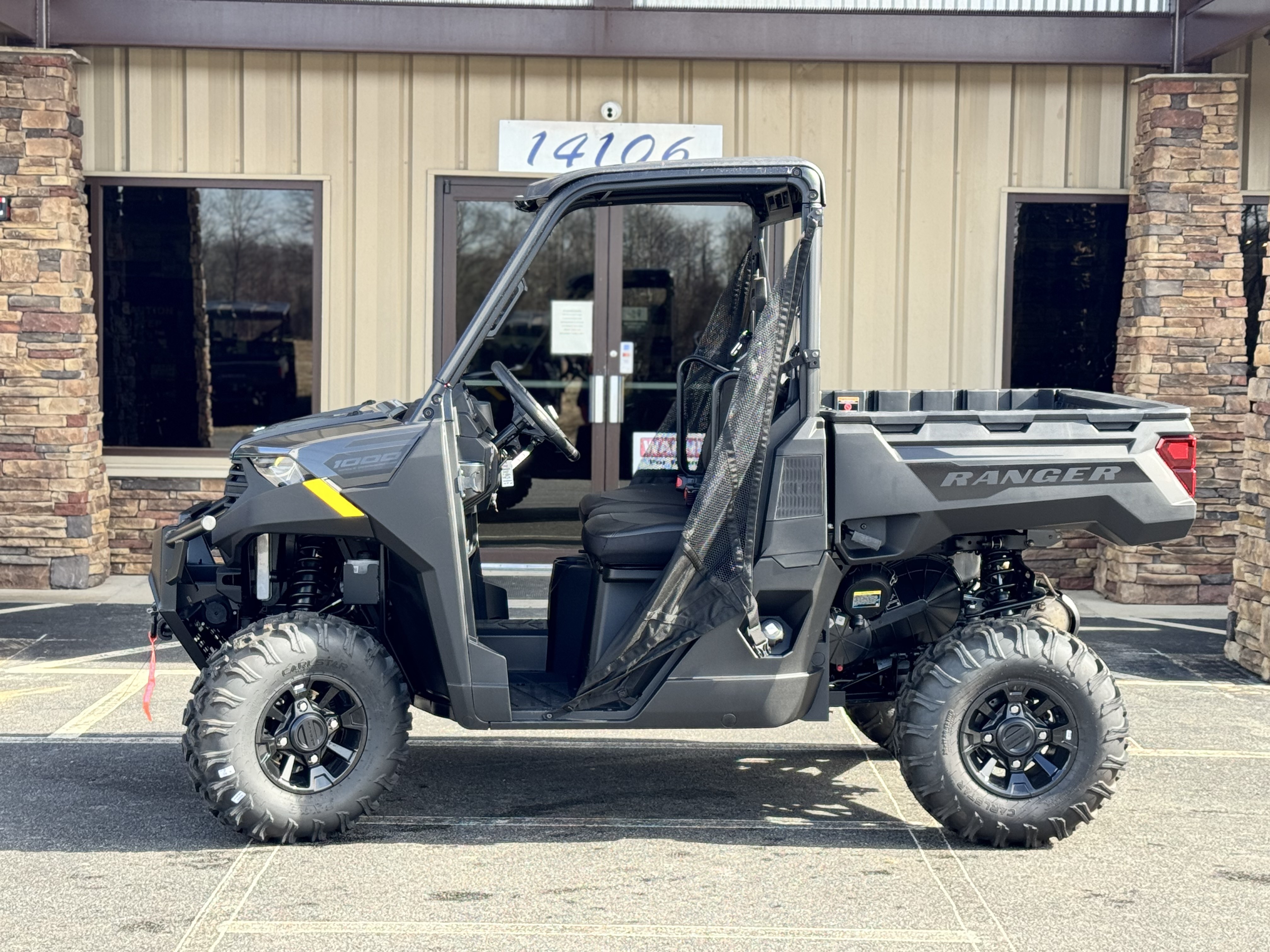 2026 Polaris Ranger 1000 Premium in Jacksonville, Arkansas - Photo 2
