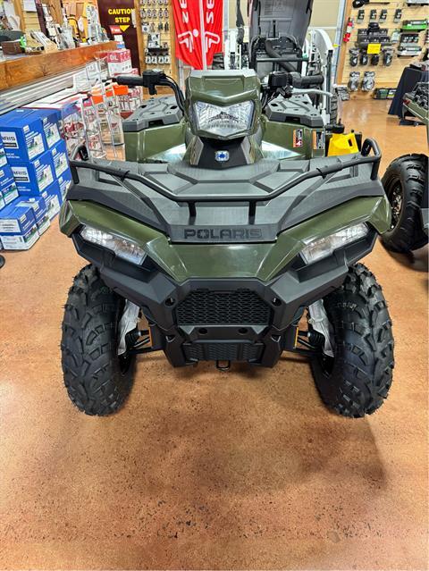 2025 Polaris Sportsman 570 in Jacksonville, Arkansas - Photo 2