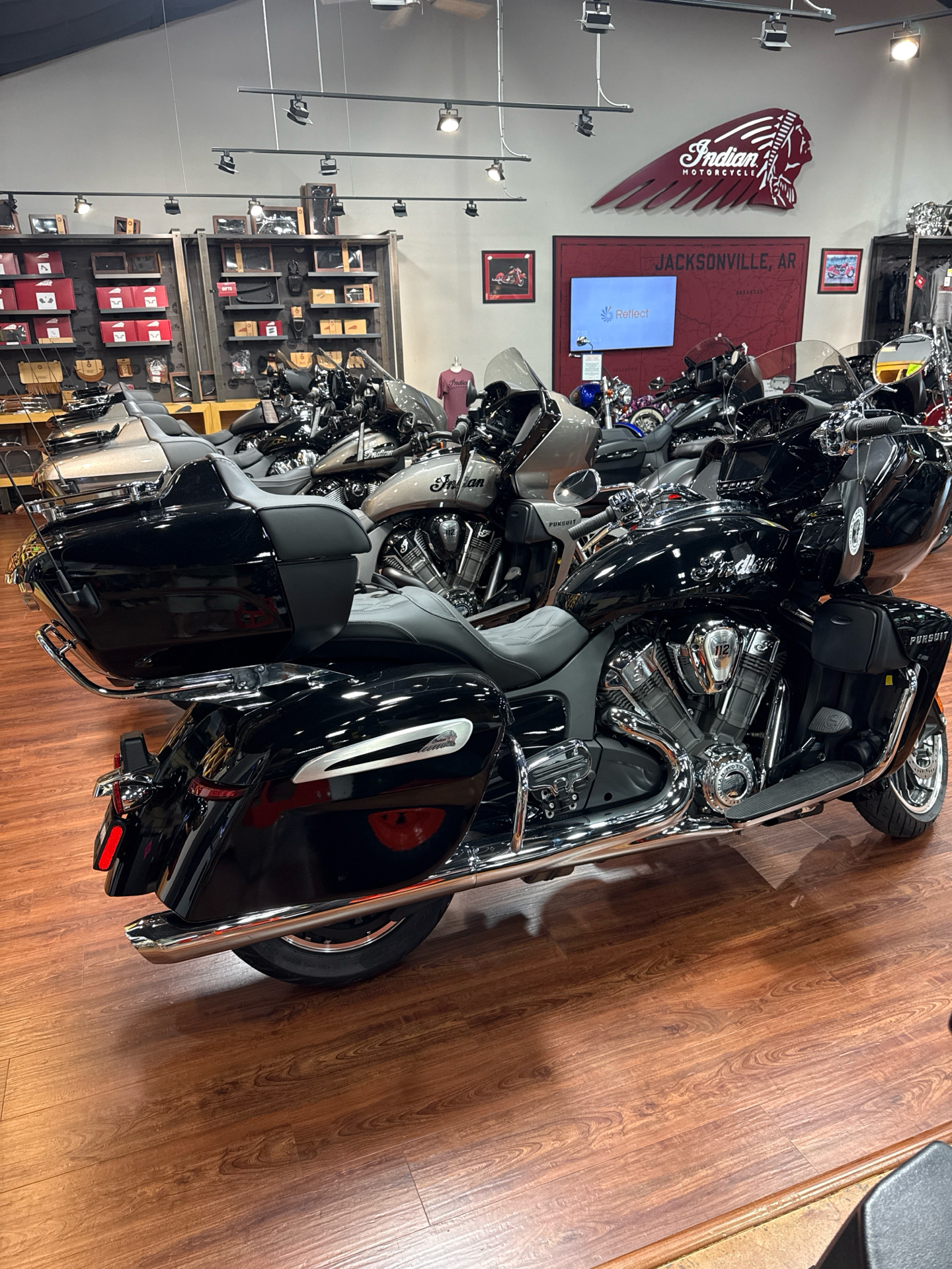 2025 Indian Motorcycle Pursuit® Limited® with 112 in Jacksonville, Arkansas - Photo 1