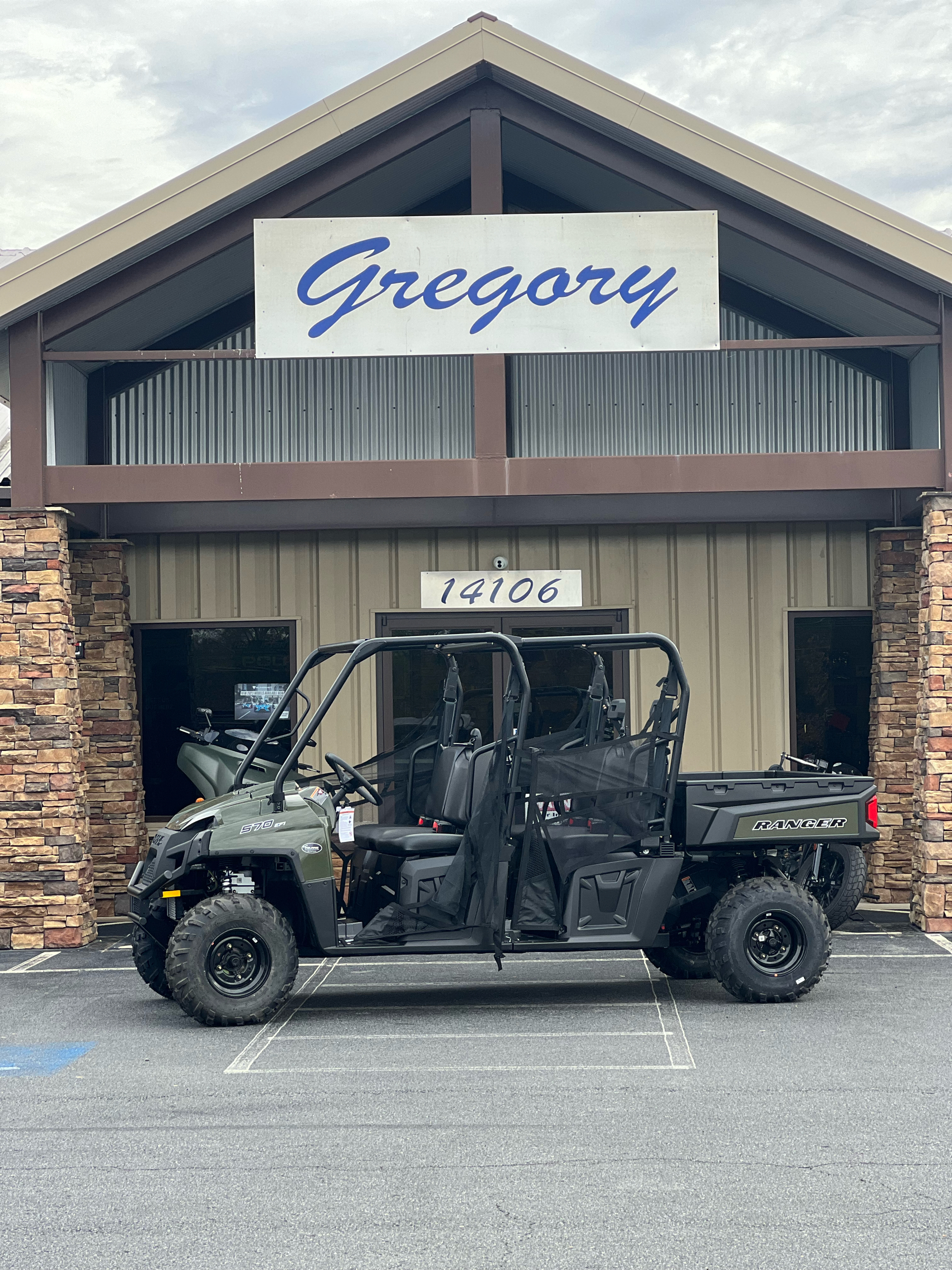 2025 Polaris Ranger Crew 570 Full-Size in Jacksonville, Arkansas - Photo 1