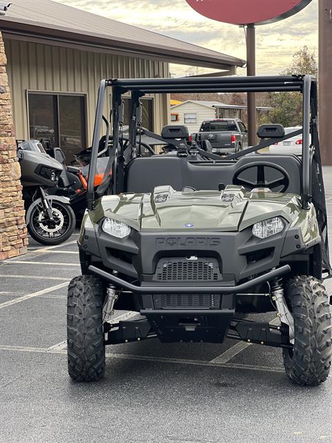 2025 Polaris Ranger Crew 570 Full-Size in Jacksonville, Arkansas - Photo 2
