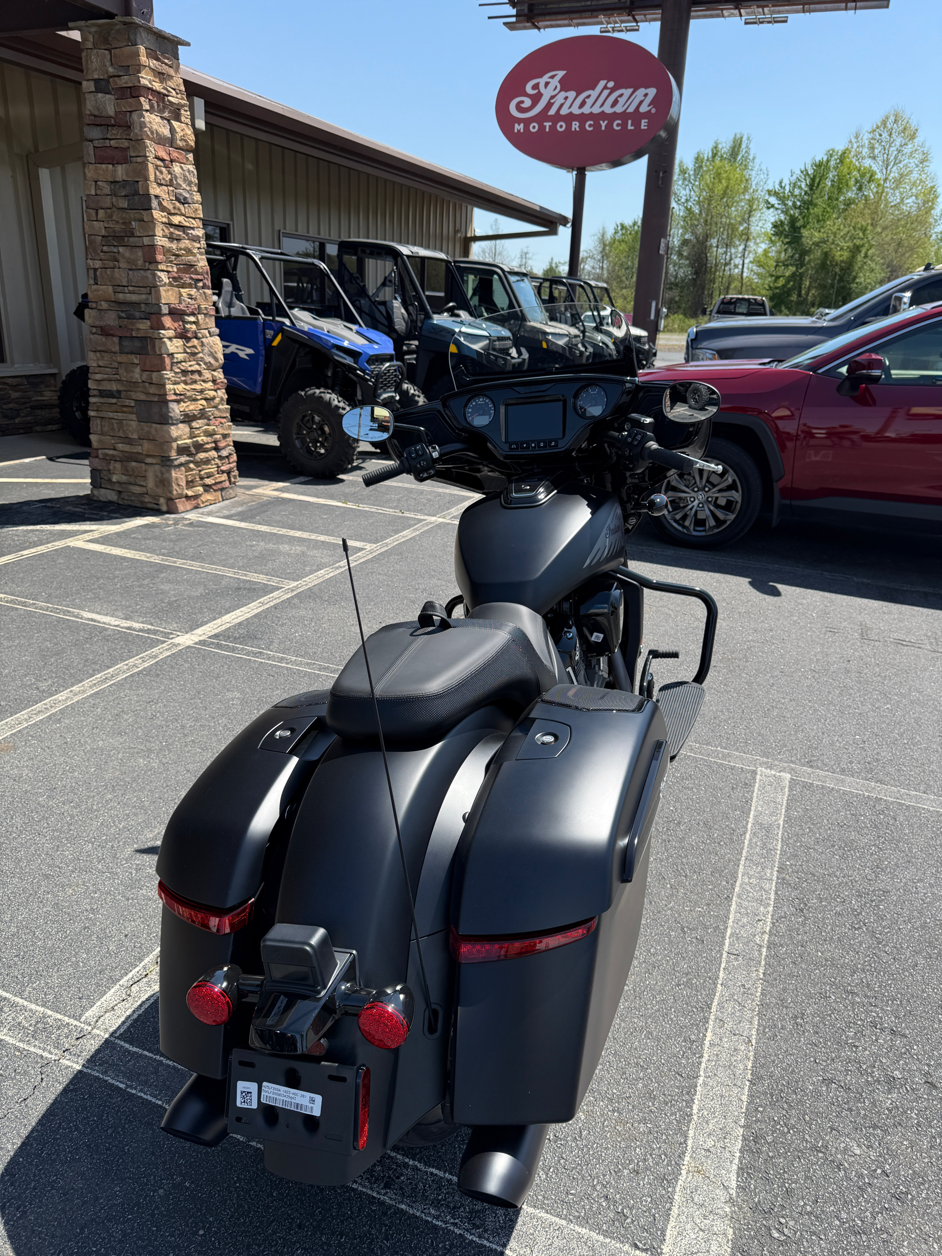 2025 Indian Motorcycle Chieftain® PowerPlus Dark Horse with 112 and PowerBand Audio Package in Jacksonville, Arkansas - Photo 4