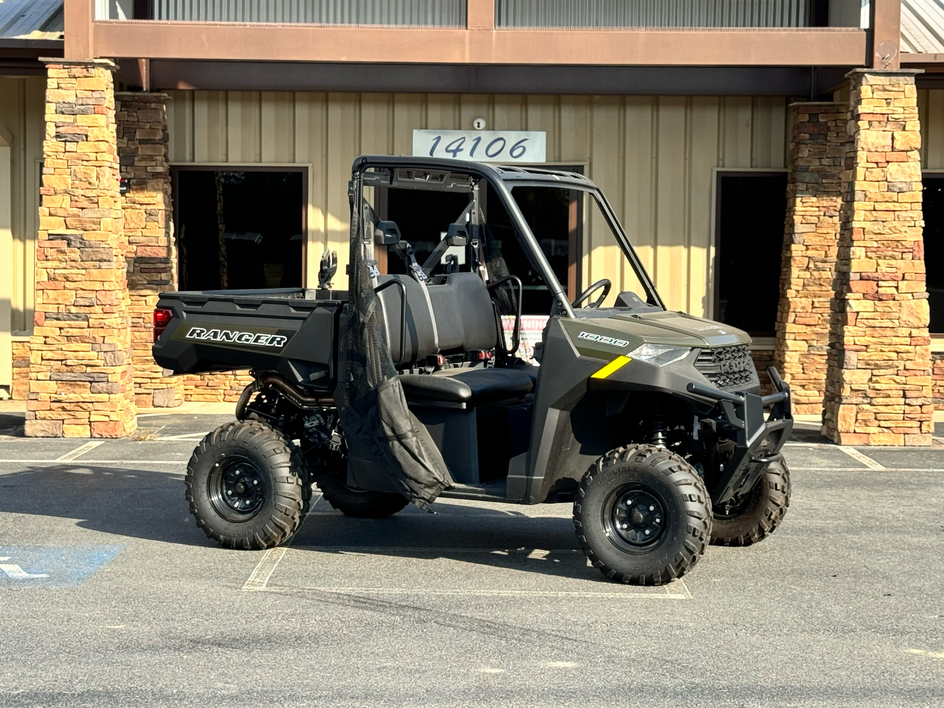2025 Polaris Ranger 1000 EPS in Jacksonville, Arkansas - Photo 2