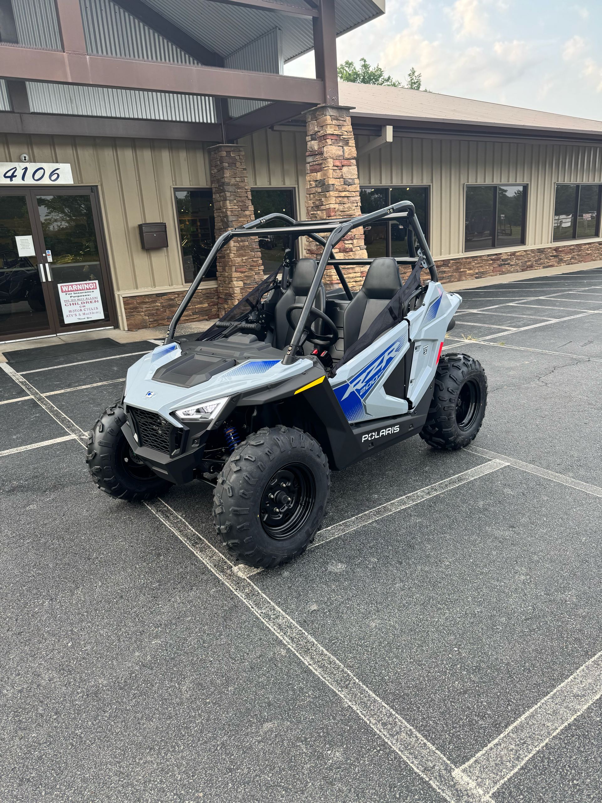 2025 Polaris RZR 200 EFI in Jacksonville, Arkansas - Photo 2