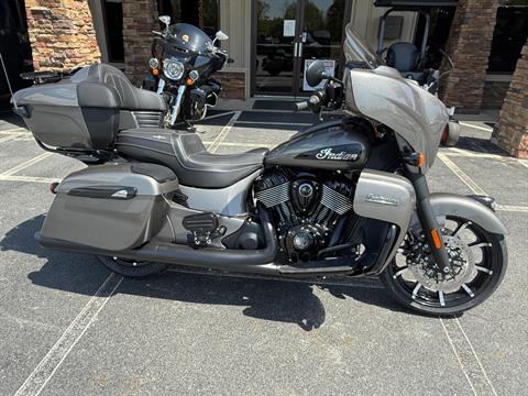 2025 Indian Motorcycle Roadmaster® Dark Horse® with PowerBand Audio Package in Jacksonville, Arkansas - Photo 2