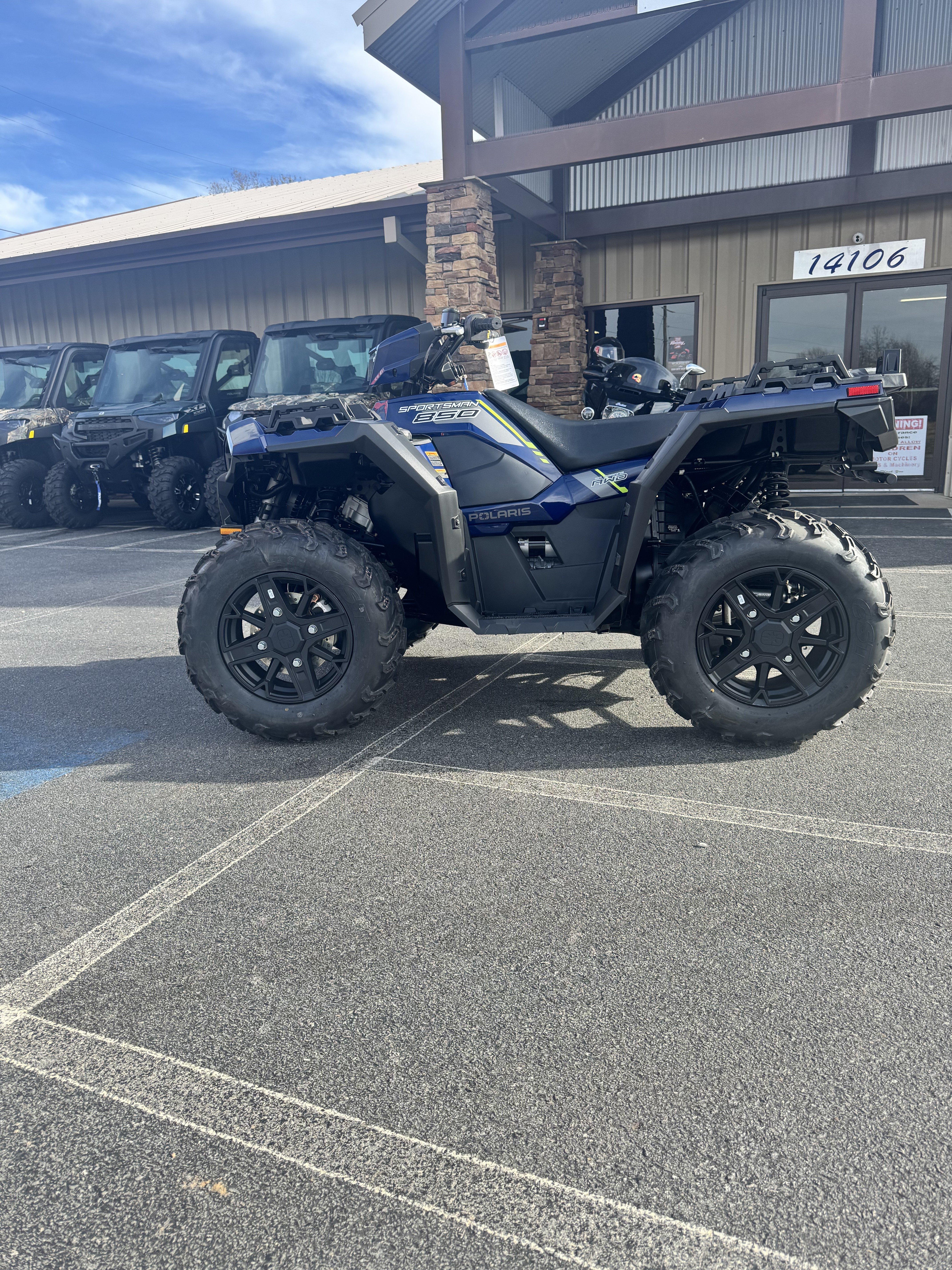 2026 Polaris Sportsman 850 Premium in Jacksonville, Arkansas - Photo 2