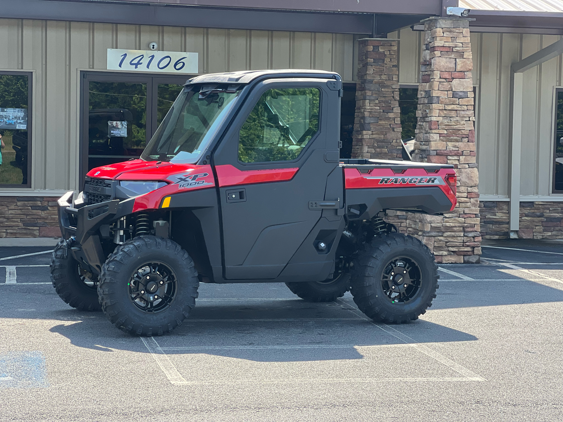 2025 Polaris Ranger XP 1000 NorthStar Edition Premium in Jacksonville, Arkansas - Photo 2
