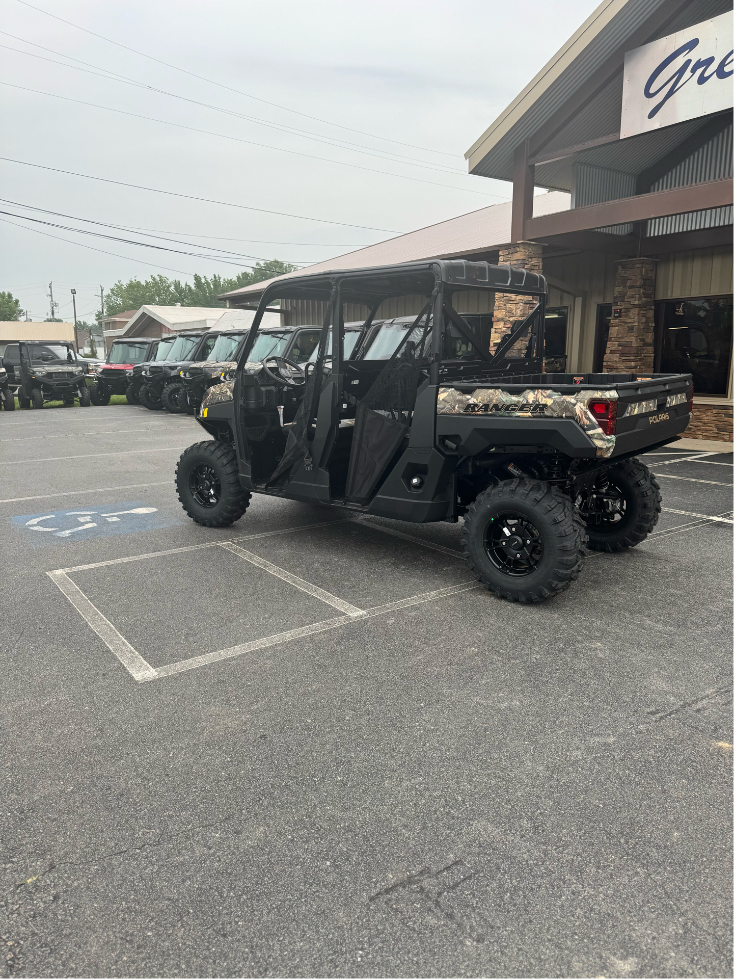 2025 Polaris Ranger Crew XP 1000 Premium in Jacksonville, Arkansas - Photo 3