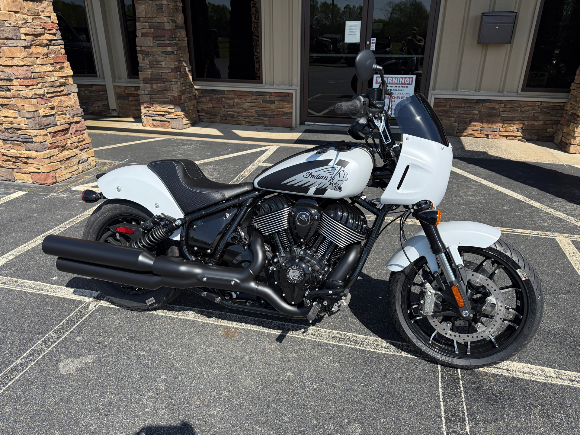 2025 Indian Motorcycle Sport Chief in Jacksonville, Arkansas - Photo 2
