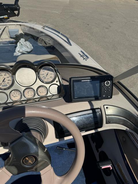 2001 Crestliner 1850 I/O Power Boats Inboard Albert Lea Minnesota