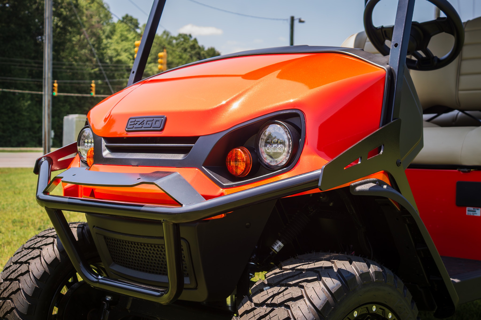 2025 EZGO EXPRESS photo 5