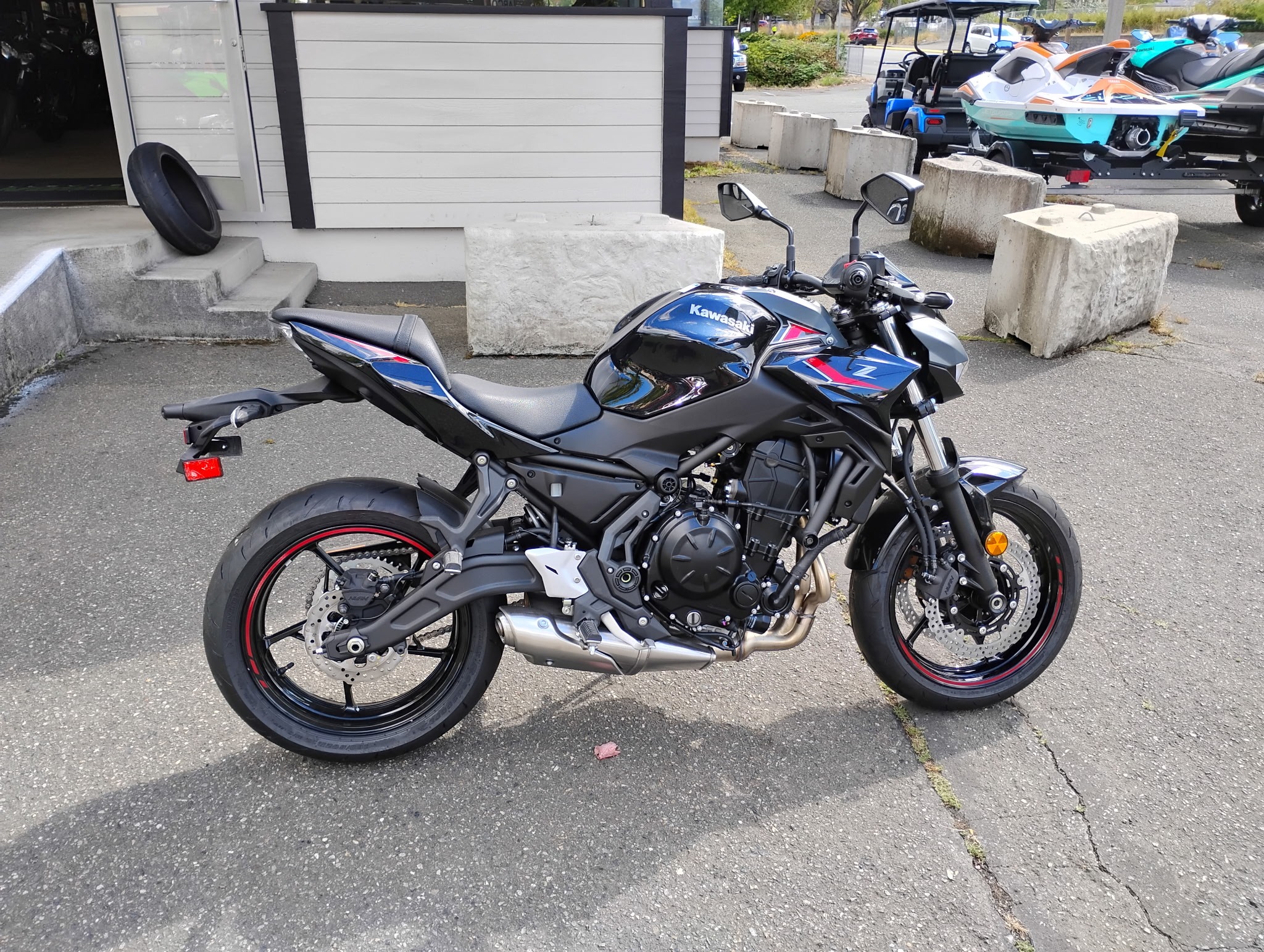 ミャーちぇる 6500 New 2025 Kawasaki Z650 Motorcycles in Bellevue, WA | Stock Number
