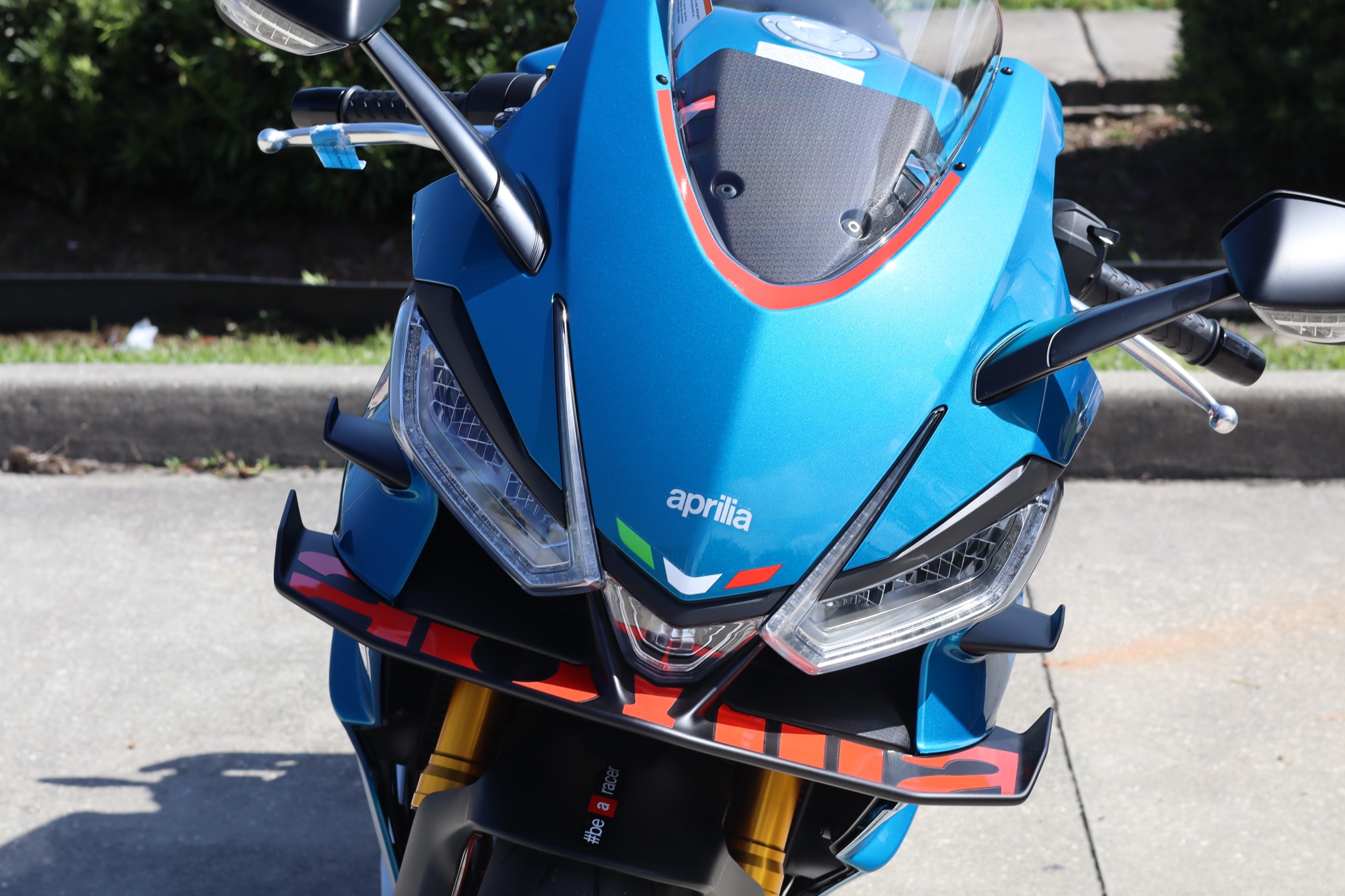 2027 Aprilia RS 660 9