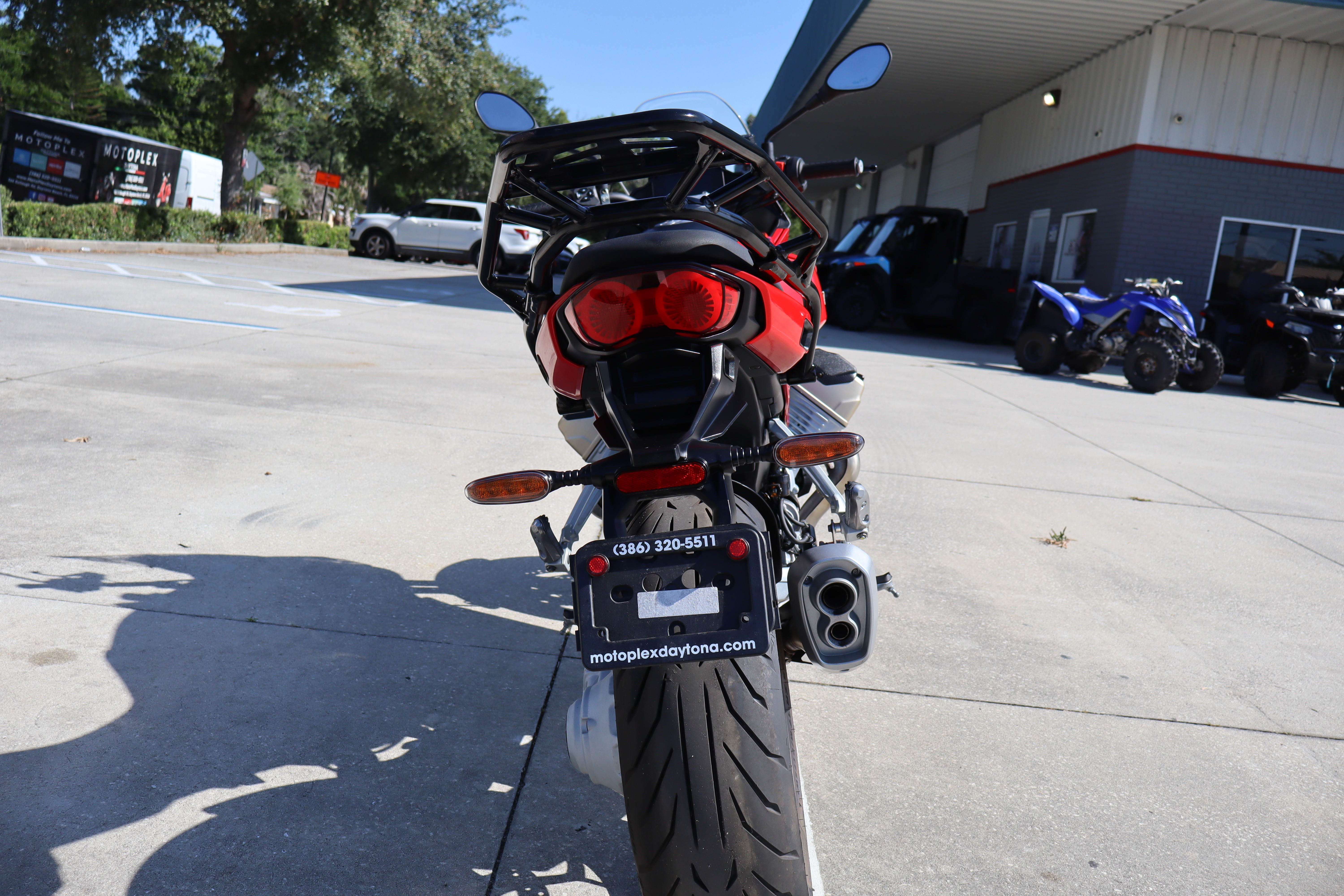 34枚 New 2023 Moto Guzzi V100 Mandello, Melbourne FL | Specs, Price