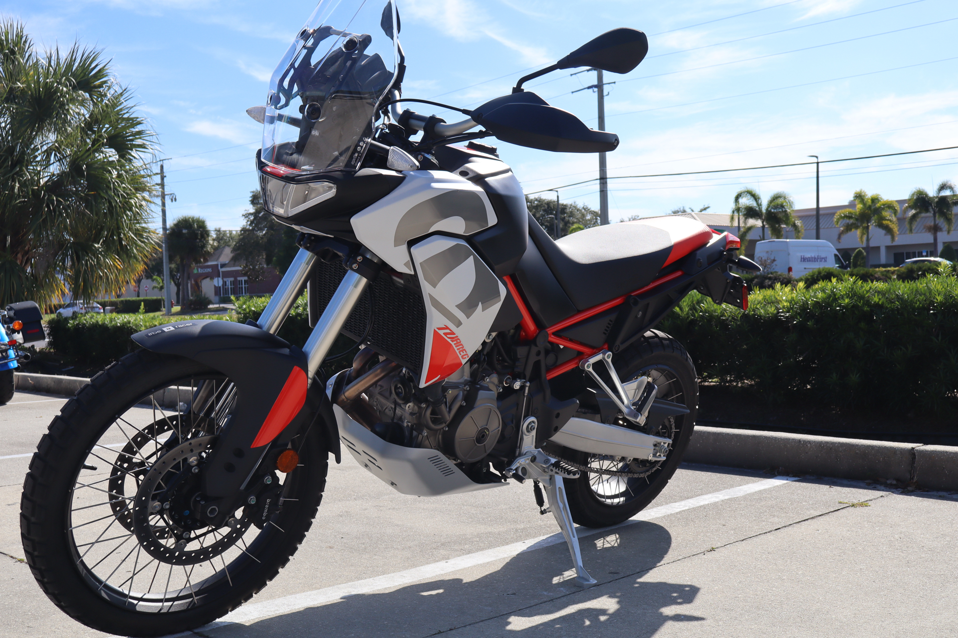 2026 Aprilia Tuareg 660 6