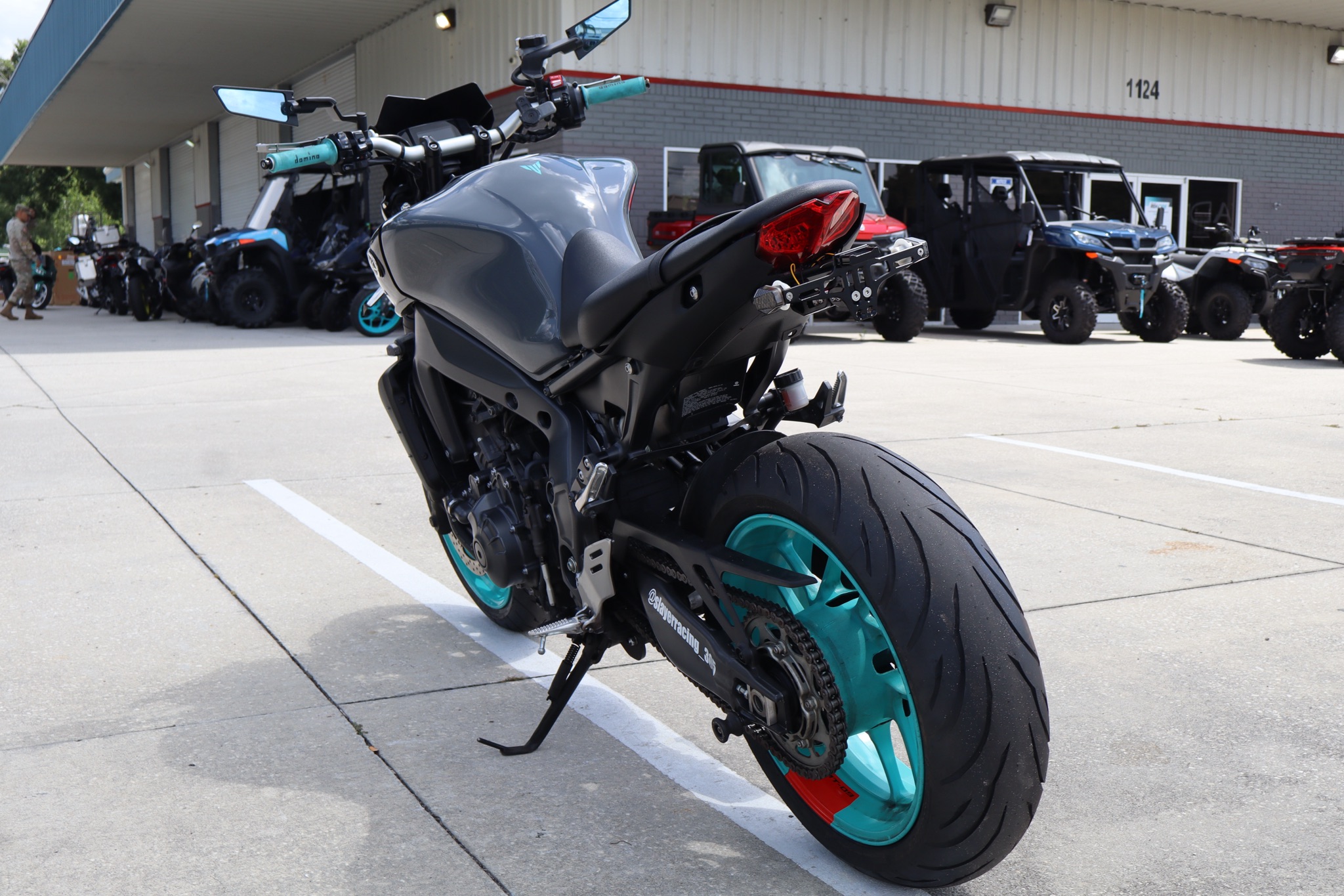 2023 Yamaha MT-09 6