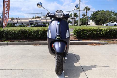 New 2025 Vespa GTS Super 300 Tech, Melbourne FL | Specs, Price