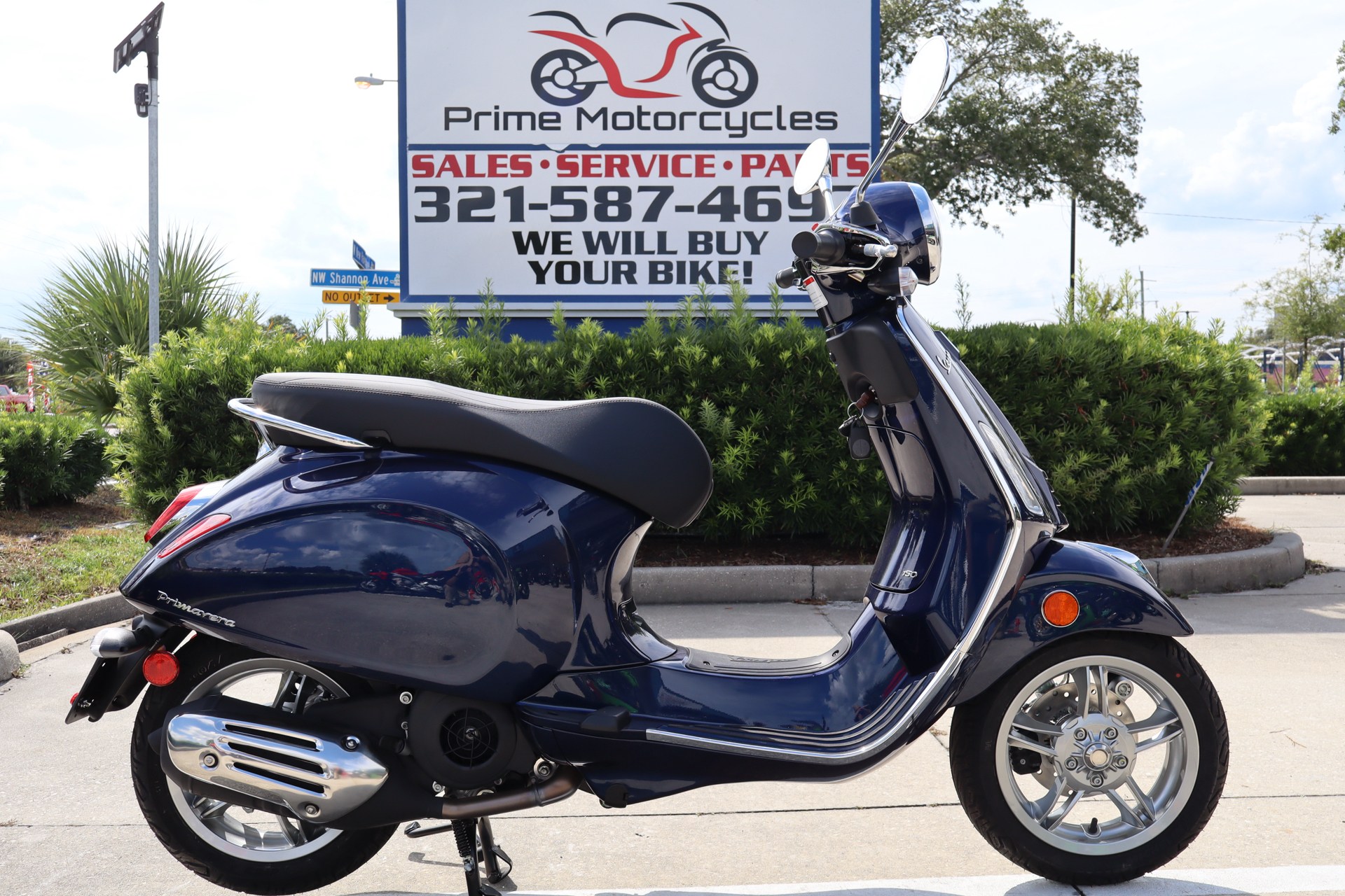 New 2025 Vespa Primavera 150 Tech, Melbourne FL | Specs, Price