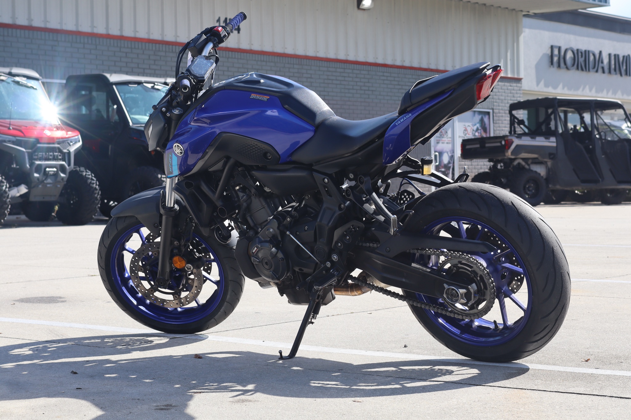 2022 Yamaha MT-07 6