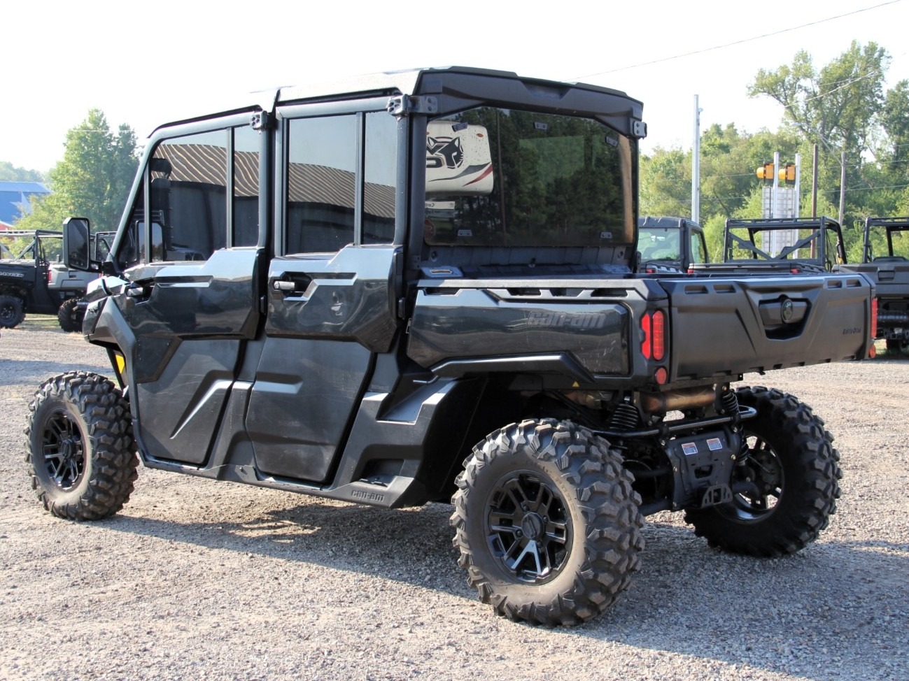 2025 Can-Am™ Defender MAX Lone Star CAB 2