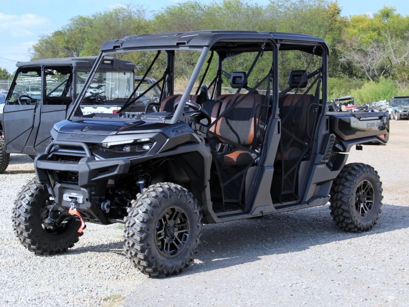 2026 Can-Am™ Defender MAX Lone Star HD11 3