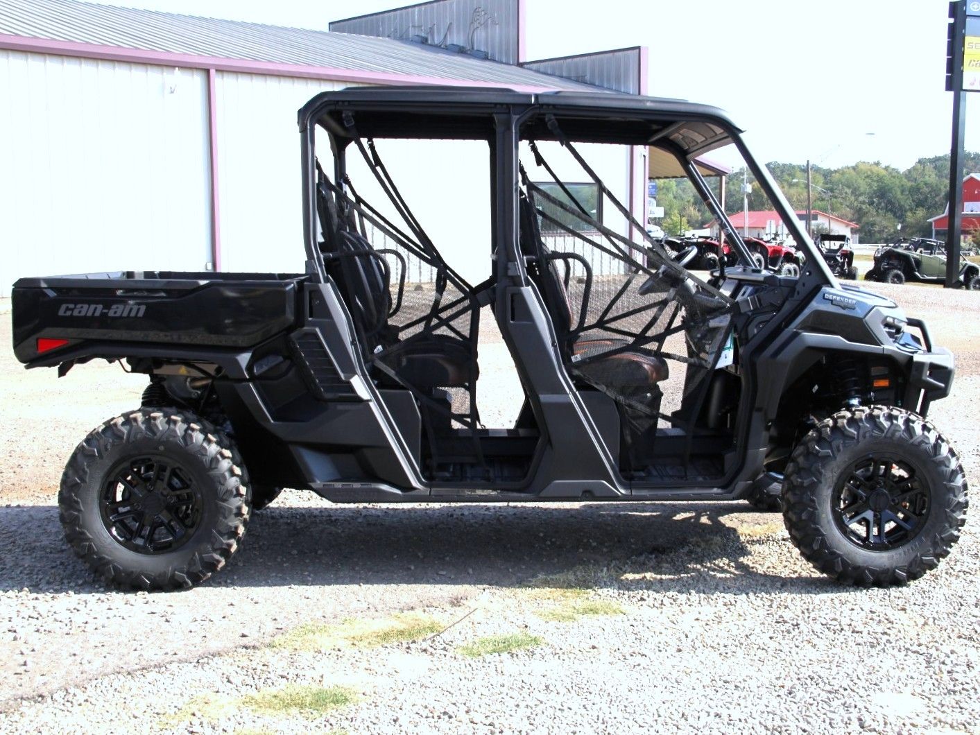 2026 Can-Am™ Defender MAX Lone Star HD11 8
